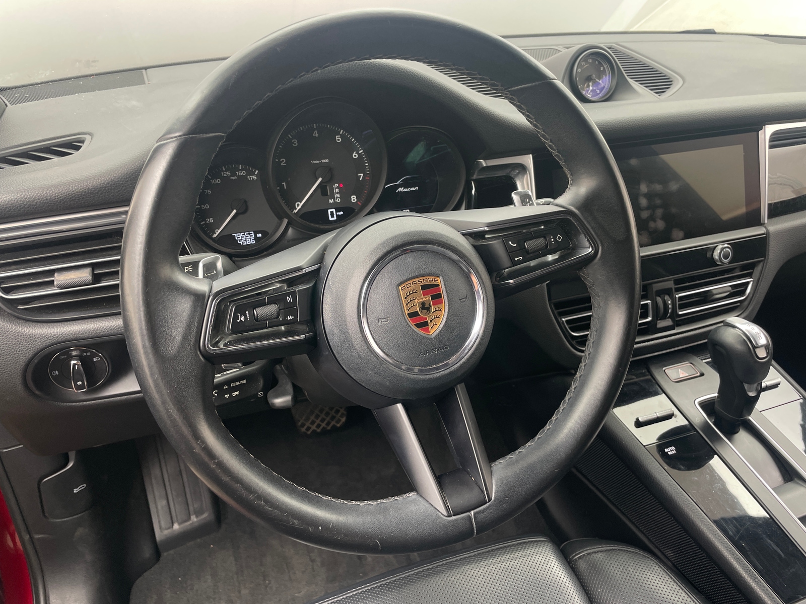 Thumbnail: 2022 Porsche Macan - 4