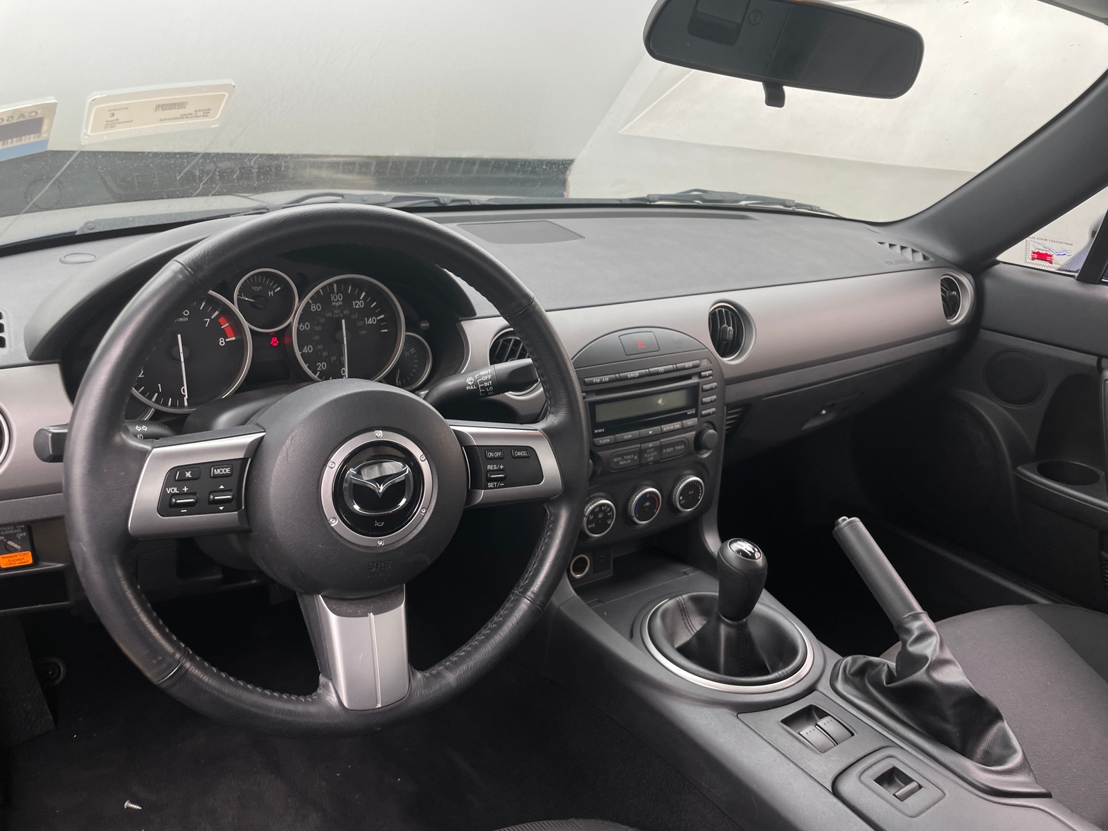 Thumbnail: 2012 Mazda MX-5 Miata - 3