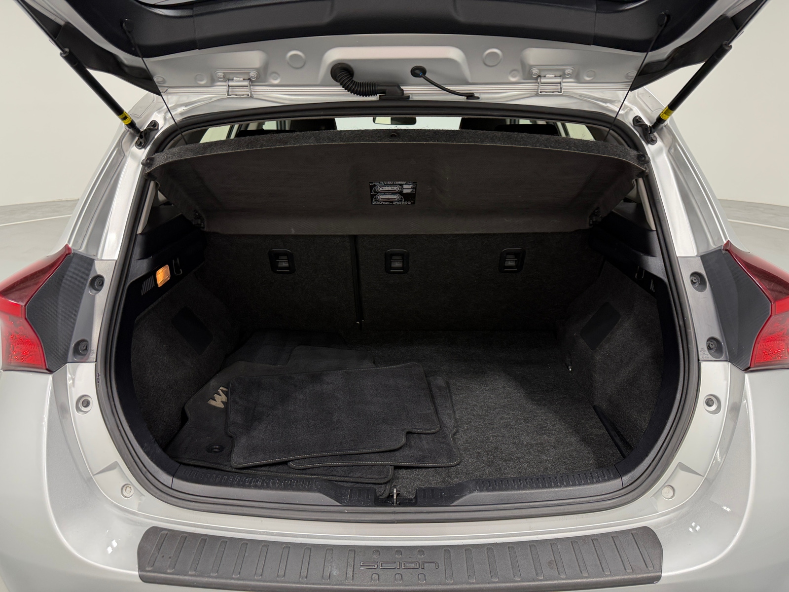 Thumbnail: 2016 Scion iM - 7