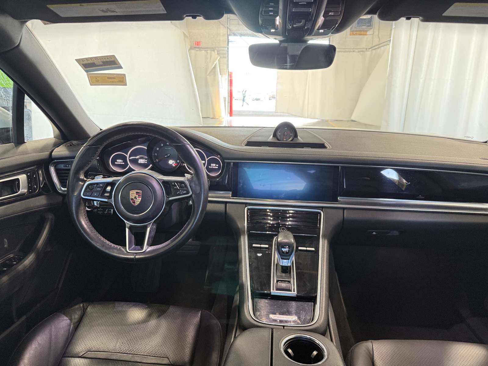 Thumbnail: 2018 Porsche Panamera - 2