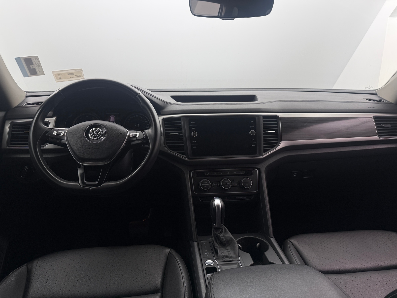 Thumbnail: 2019 Volkswagen Atlas - 3
