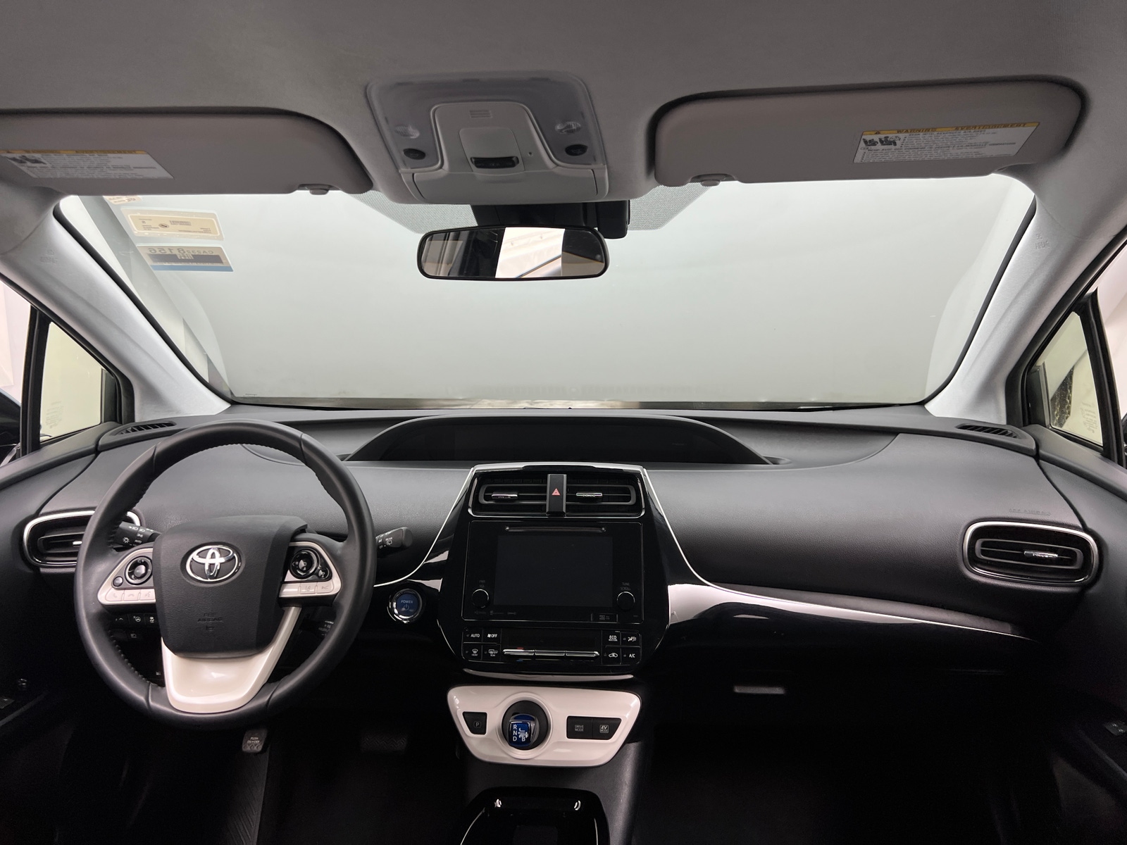 Thumbnail: 2018 Toyota Prius - 3
