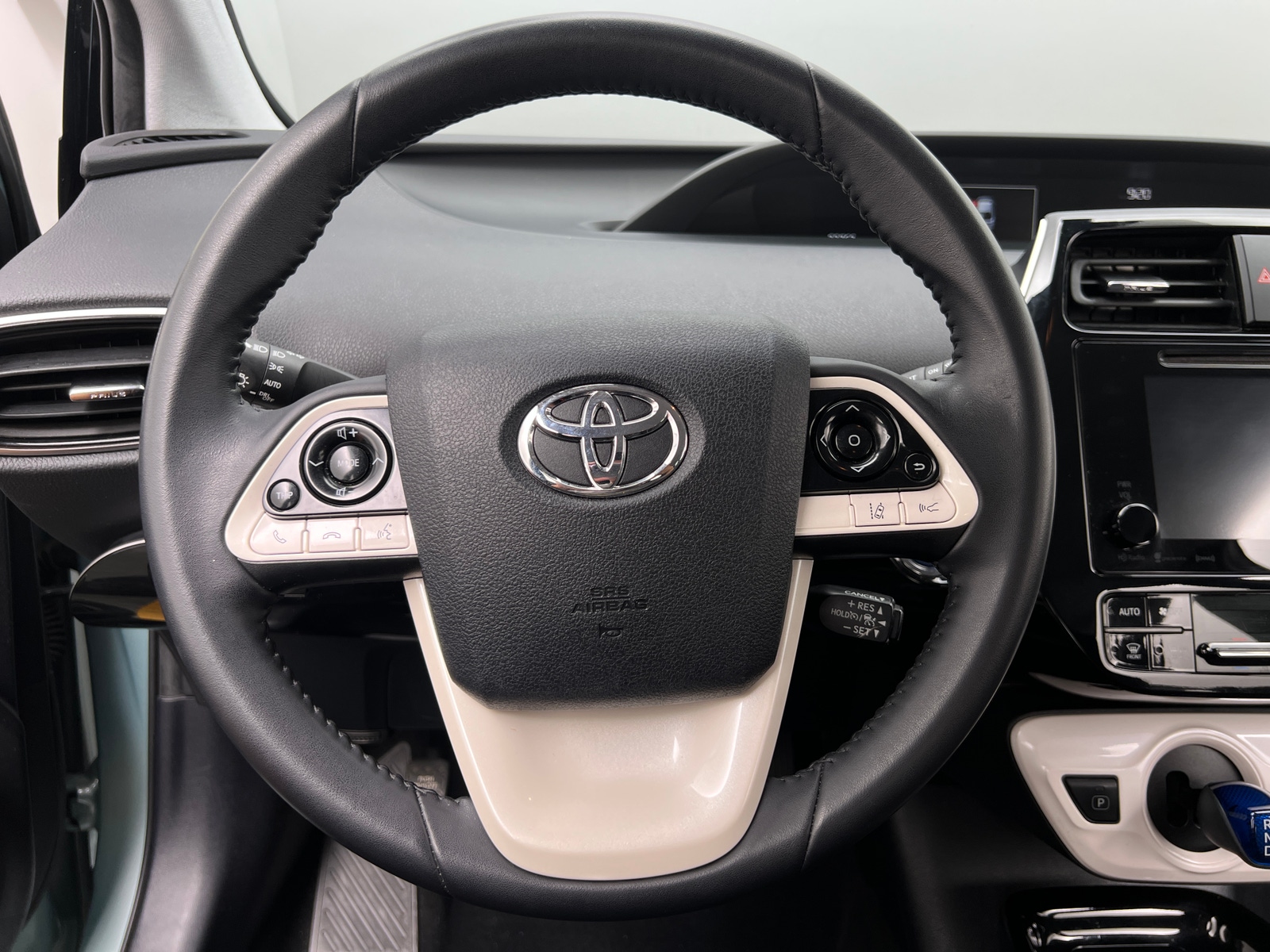 Thumbnail: 2018 Toyota Prius - 5