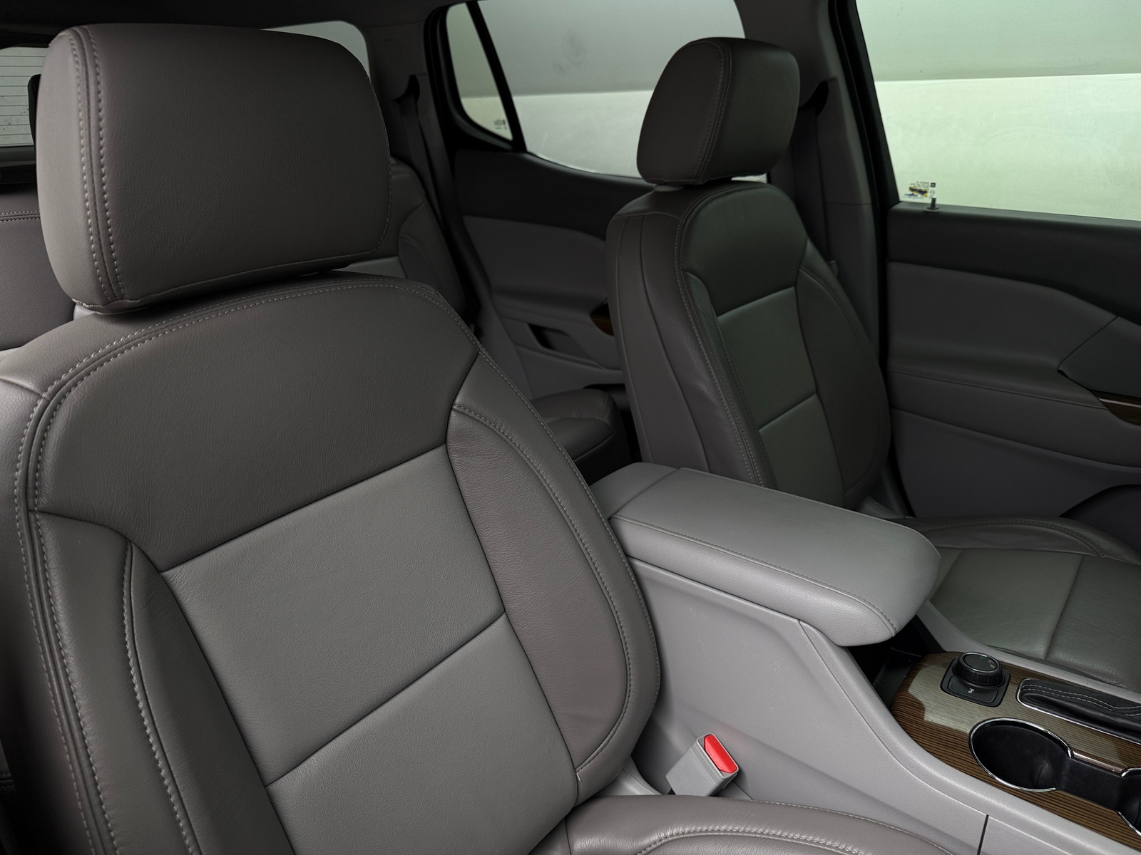 Thumbnail: 2017 GMC Acadia - 2