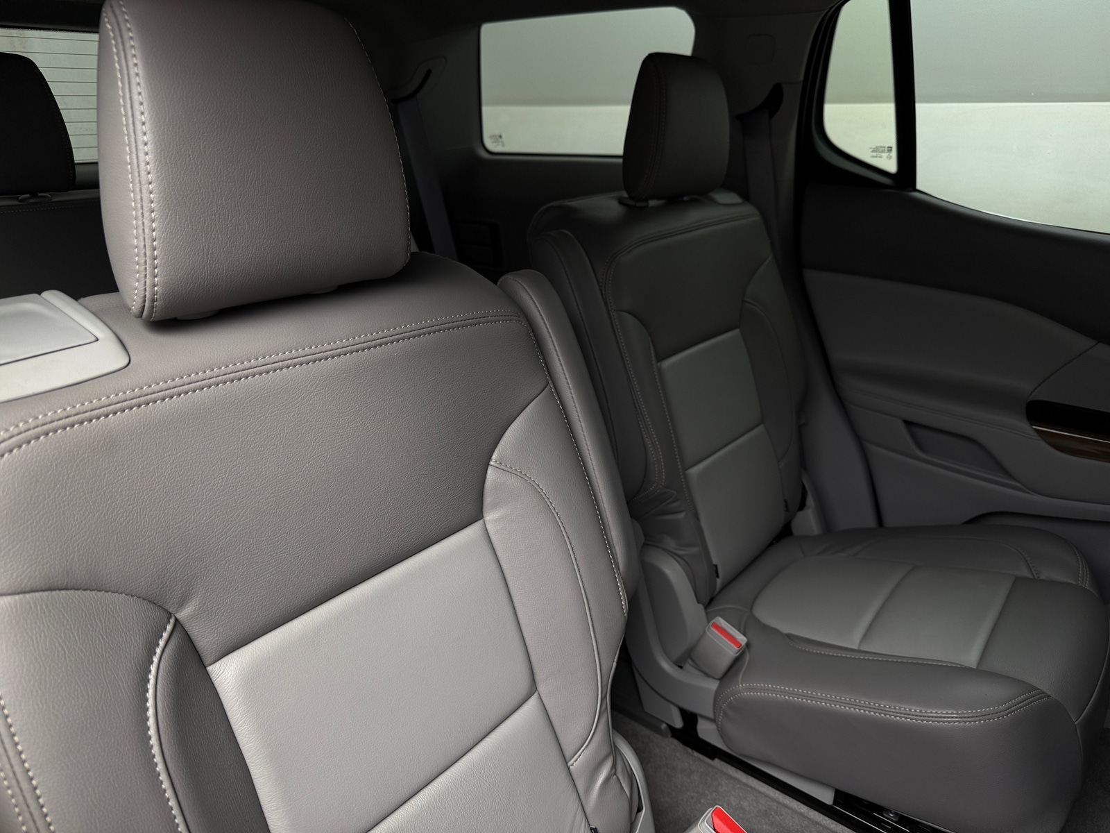 Thumbnail: 2017 GMC Acadia - 6