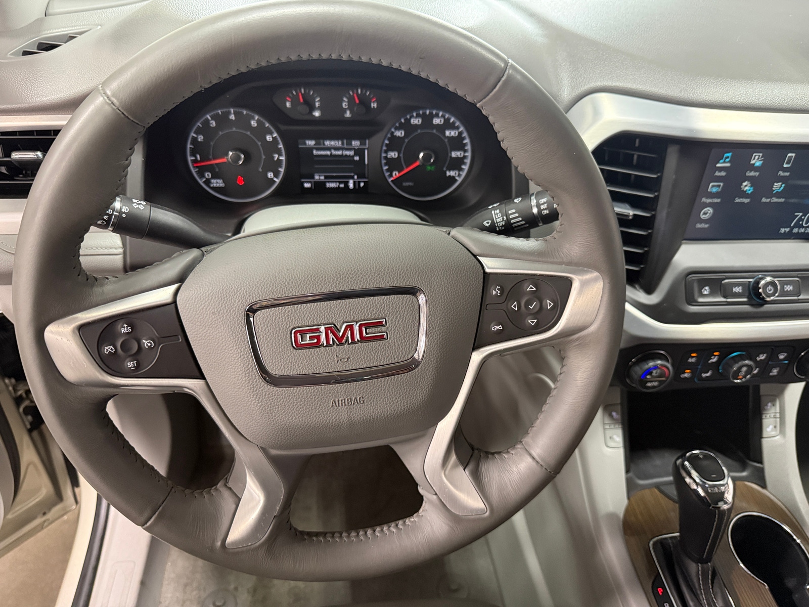 Thumbnail: 2017 GMC Acadia - 5