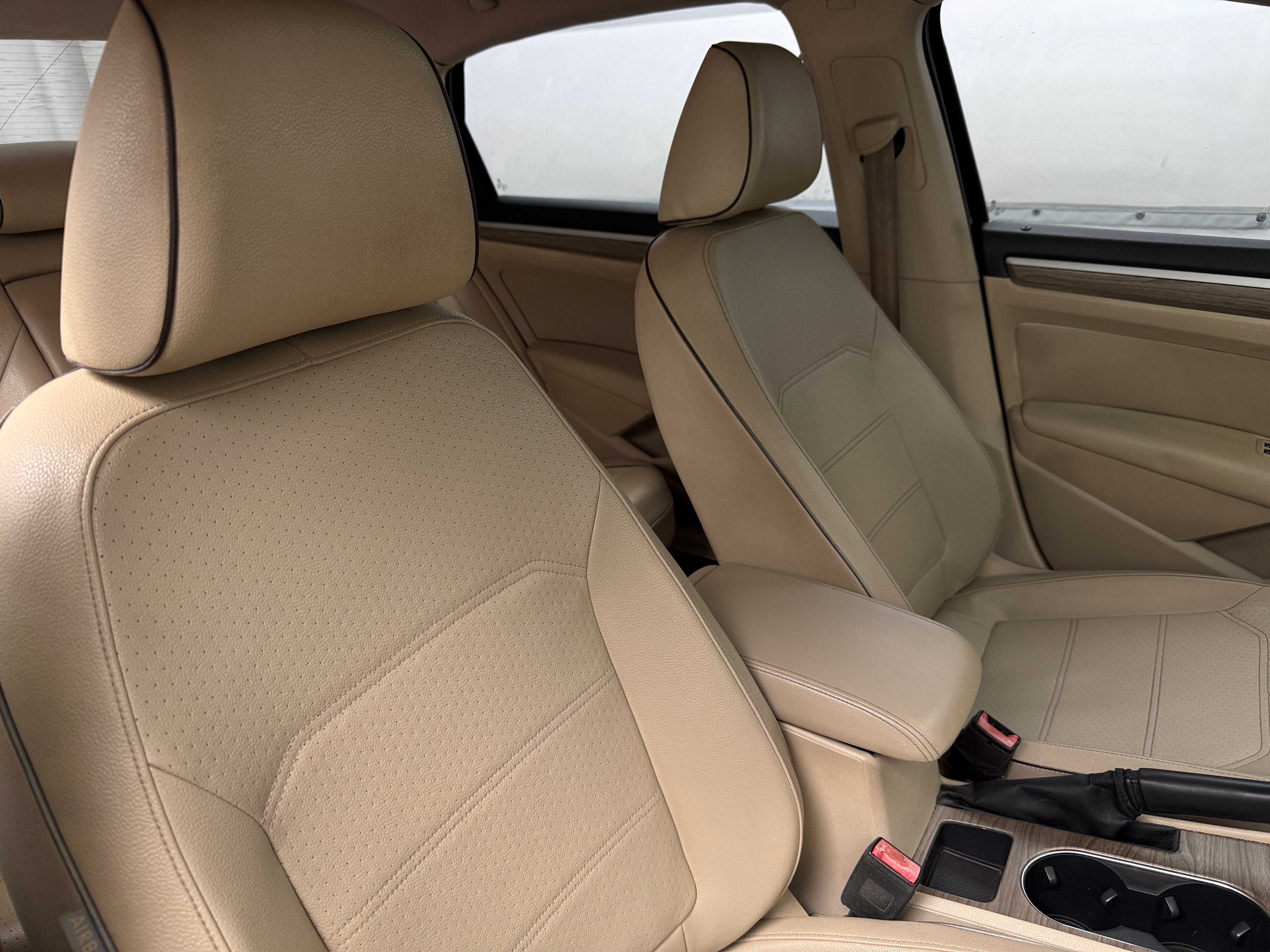 2016 Volkswagen Passat