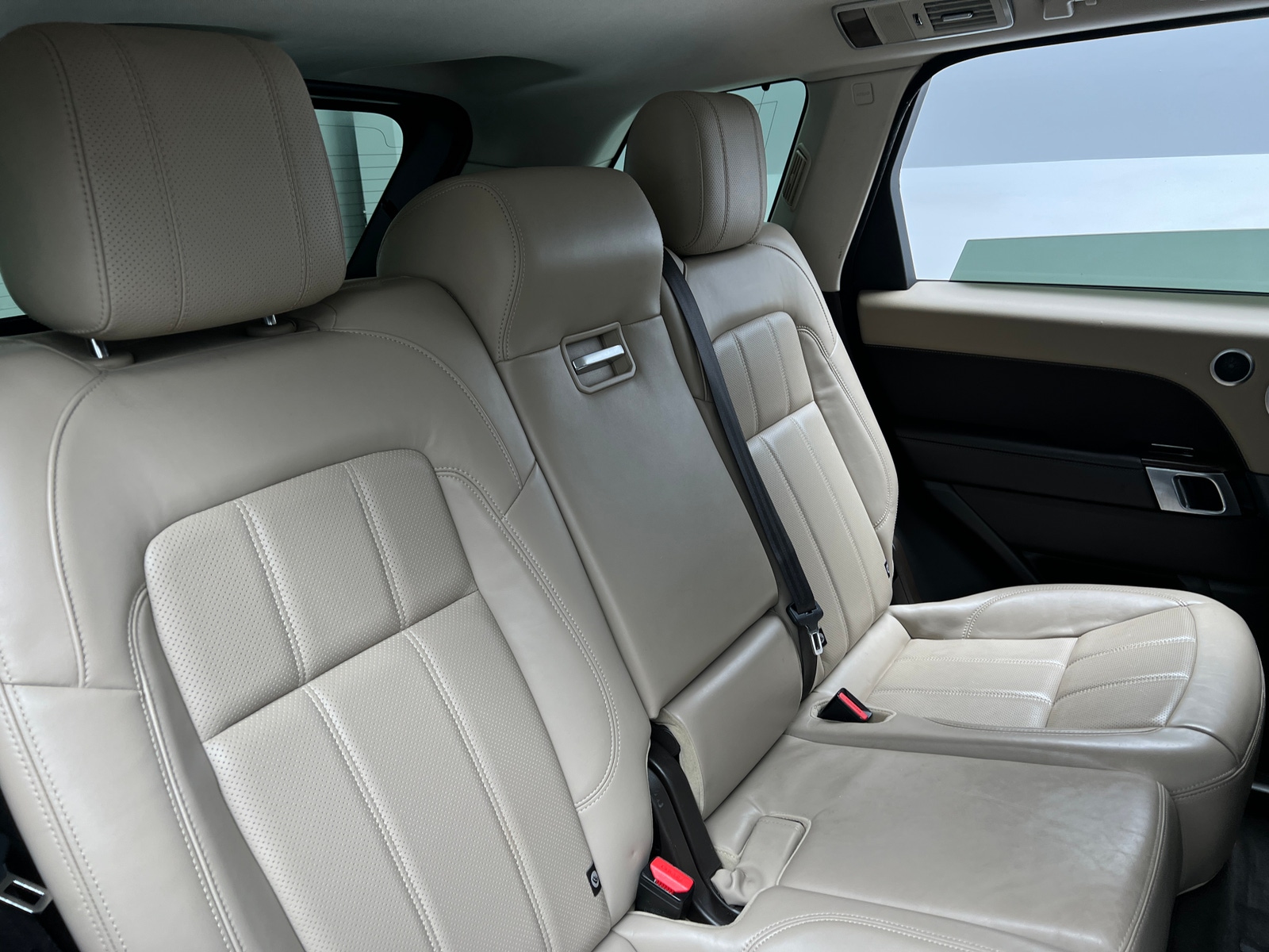 Thumbnail: 2021 Land Rover Range Rover Sport - 5
