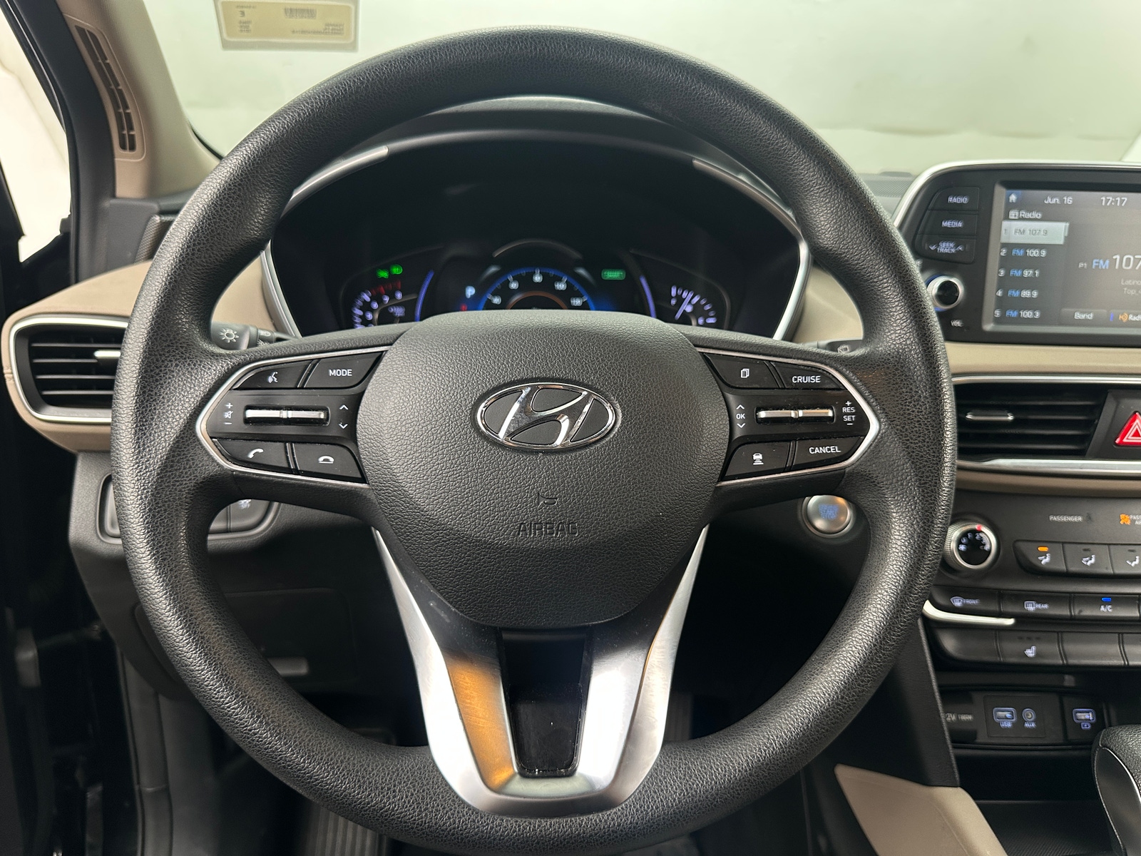 Thumbnail: 2019 Hyundai Santa Fe - 5