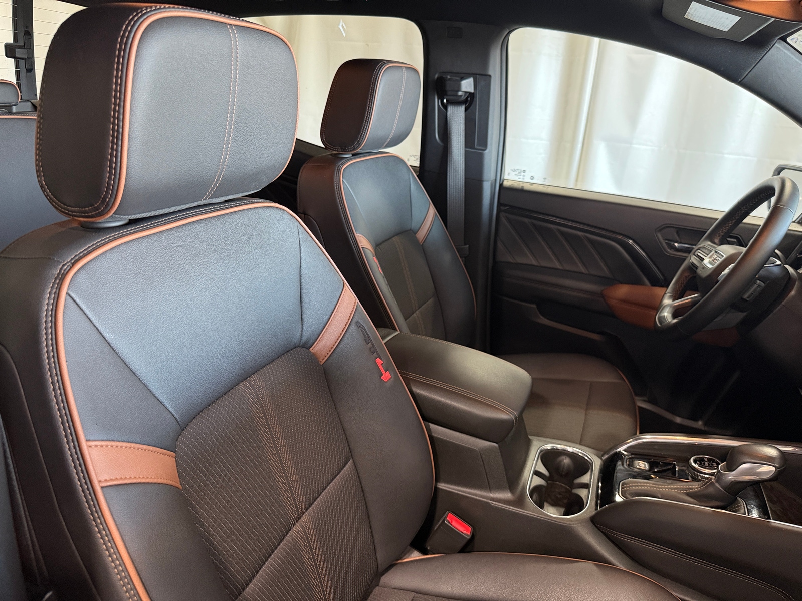 Thumbnail: 2024 GMC Canyon - 2