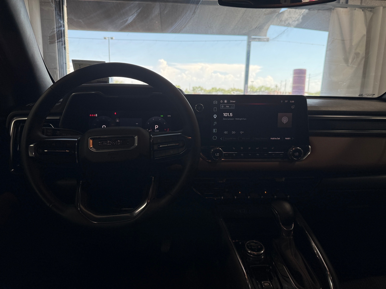 Thumbnail: 2024 GMC Canyon - 3
