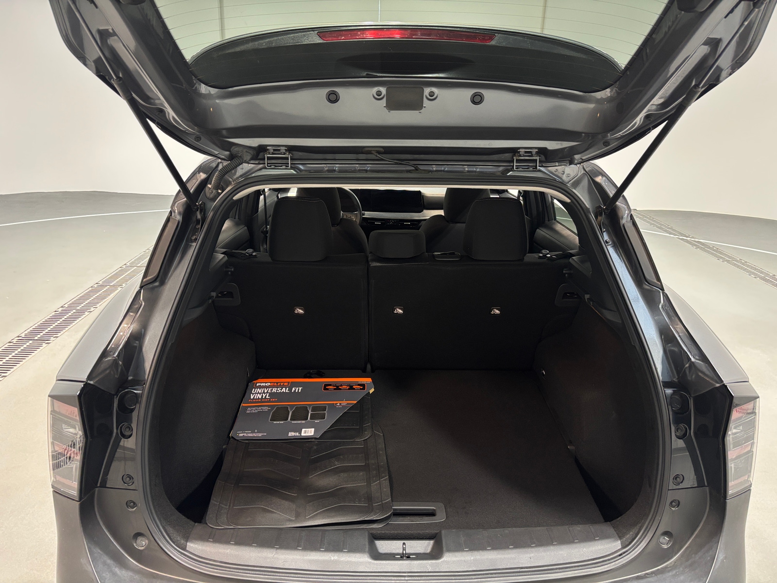 Thumbnail: 2025 Nissan Kicks - 7
