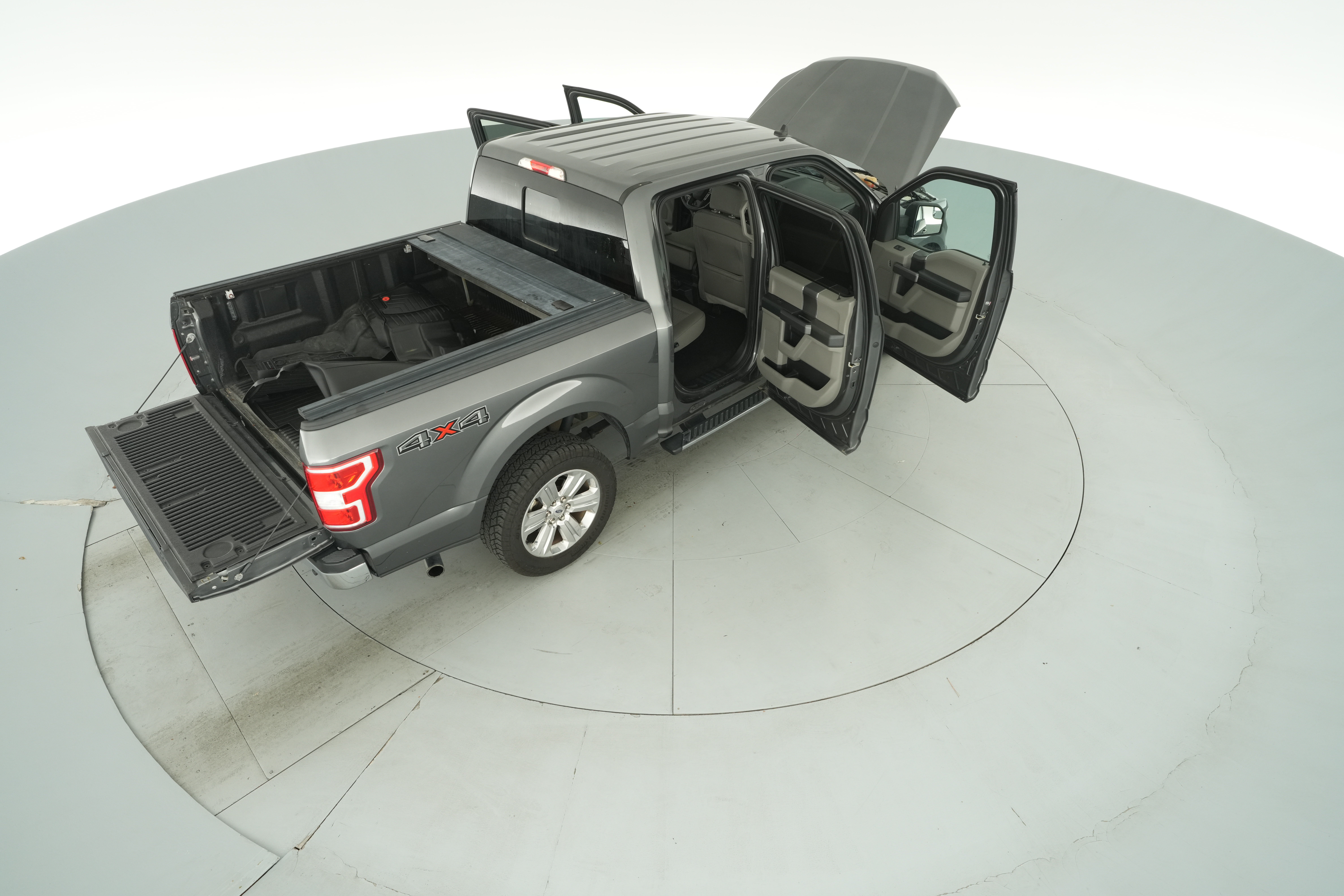 2019 Ford F-150 XLT - Photo 32