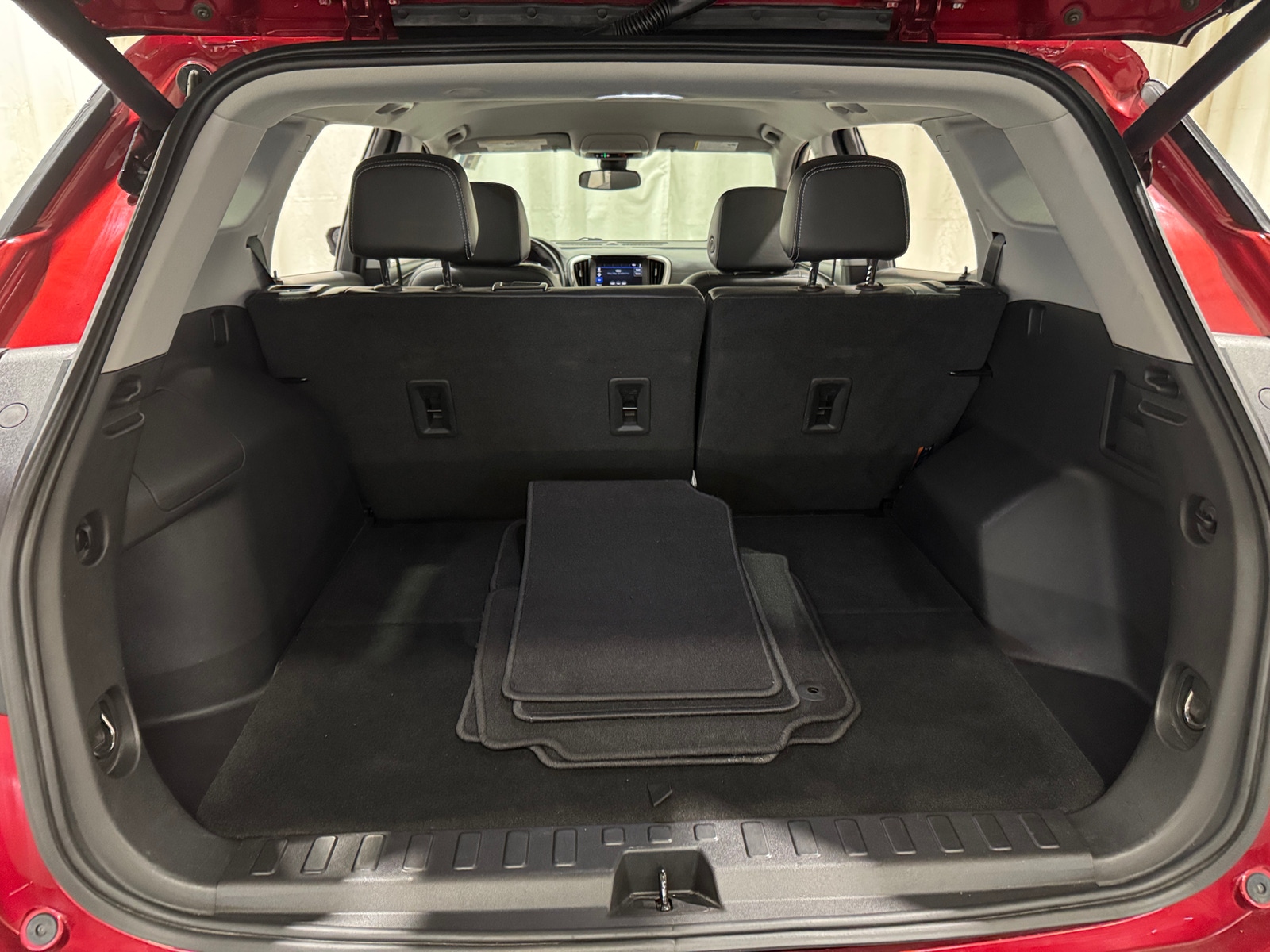 Thumbnail: 2023 GMC Terrain - 6