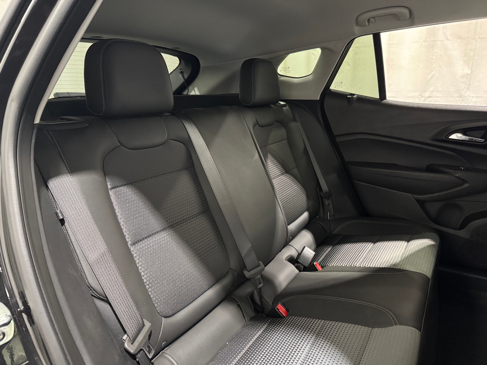 Thumbnail: 2025 Chevrolet Trax - 6