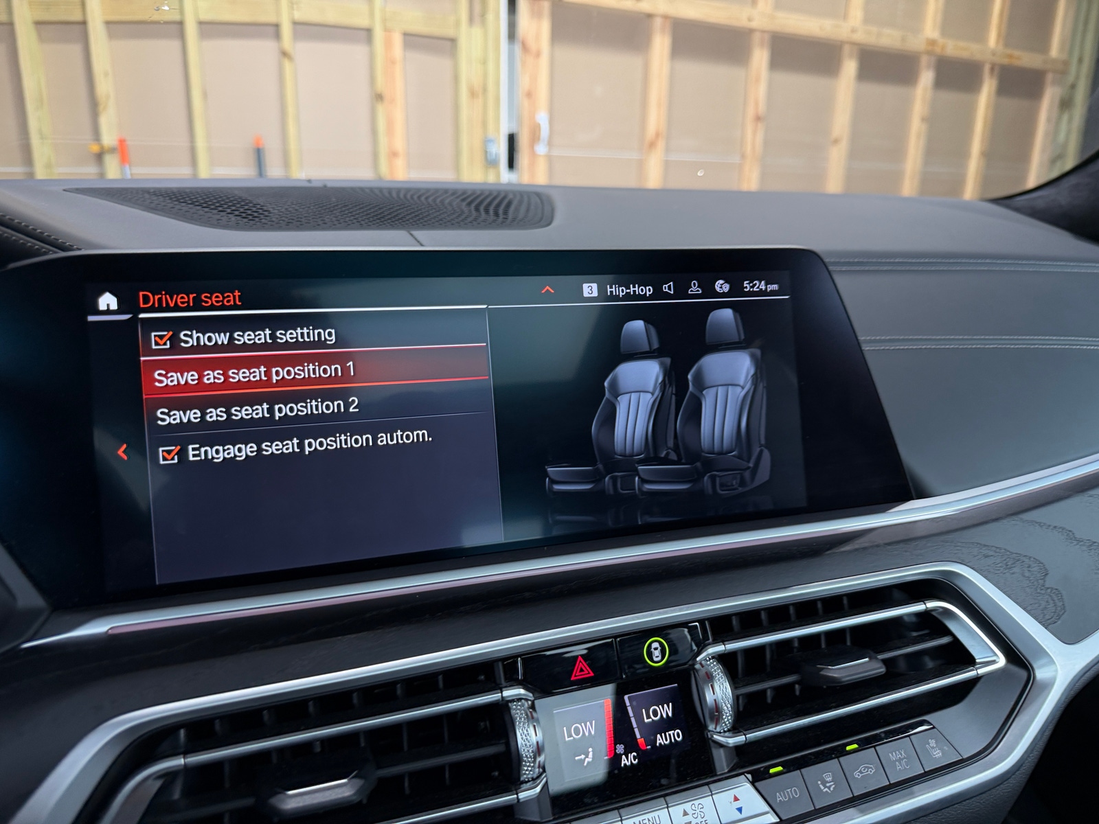 Thumbnail: 2022 BMW X7 - 3