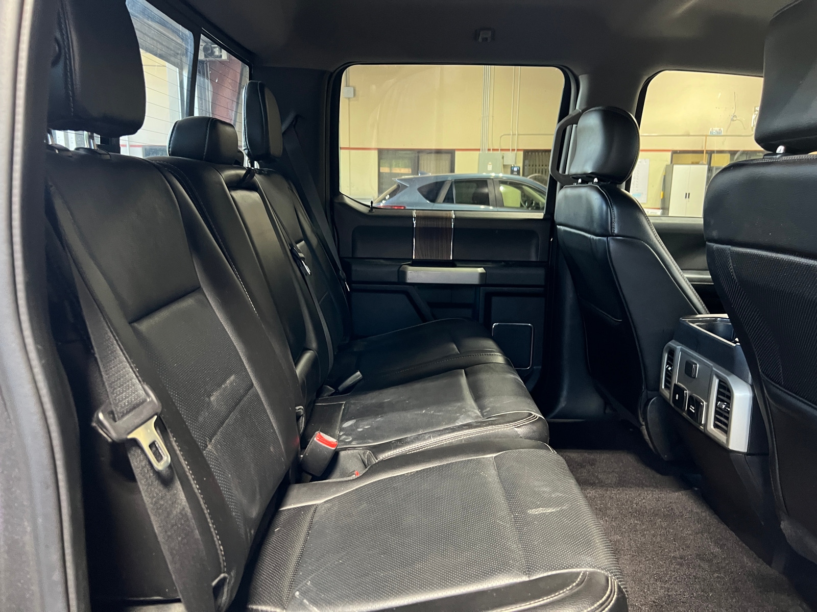 Thumbnail: 2017 Ford Econoline - 5