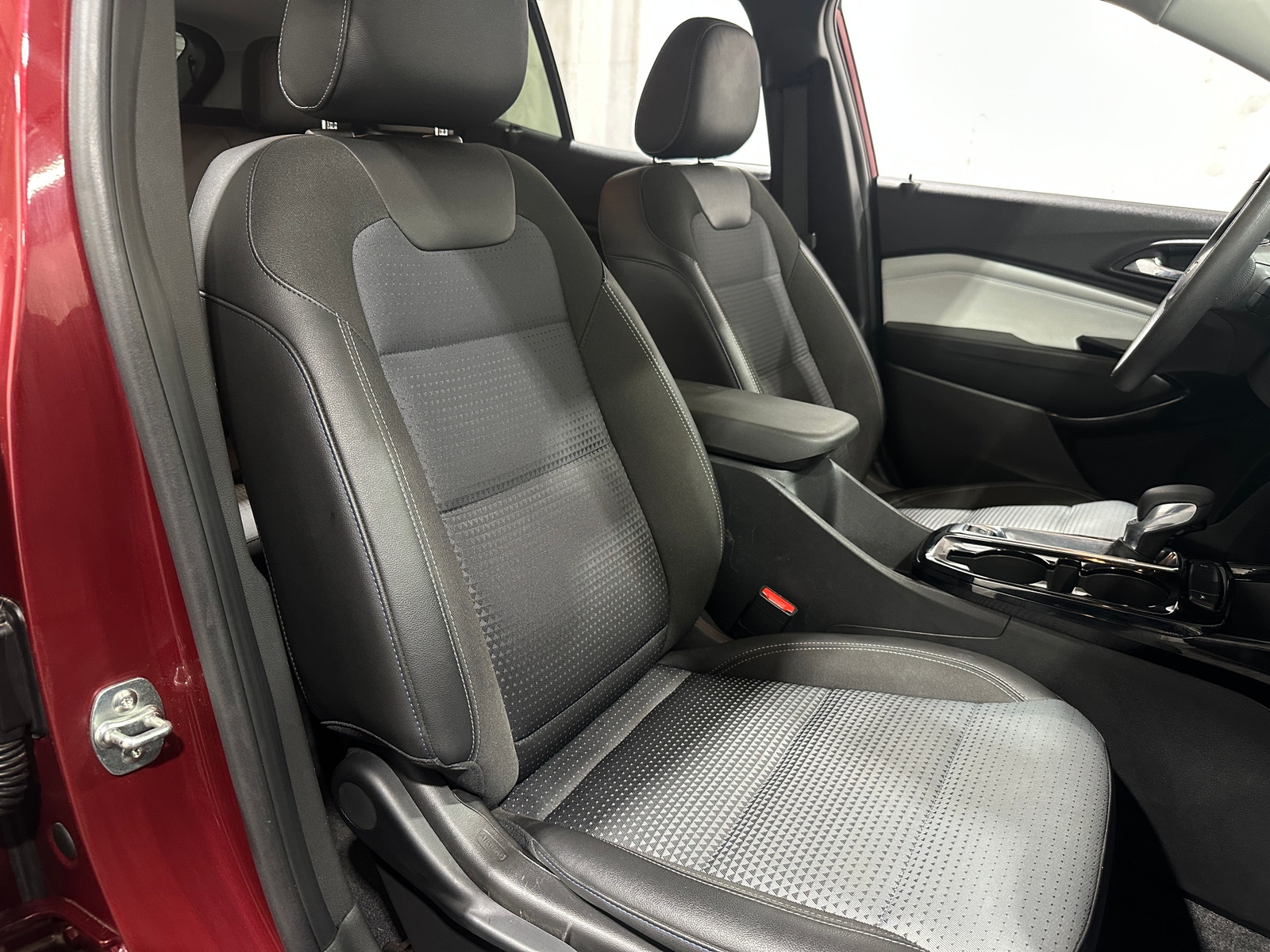Thumbnail: 2025 Chevrolet Trax - 2