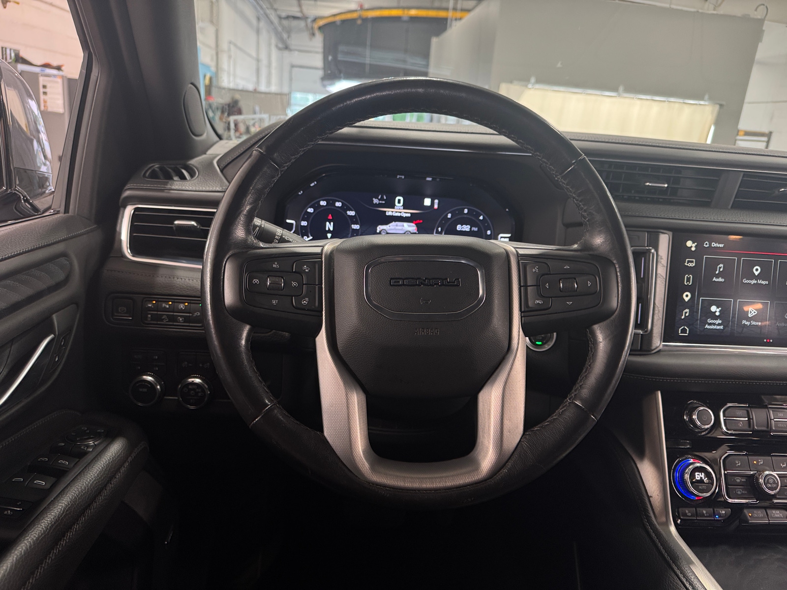 Thumbnail: 2022 GMC Yukon - 4
