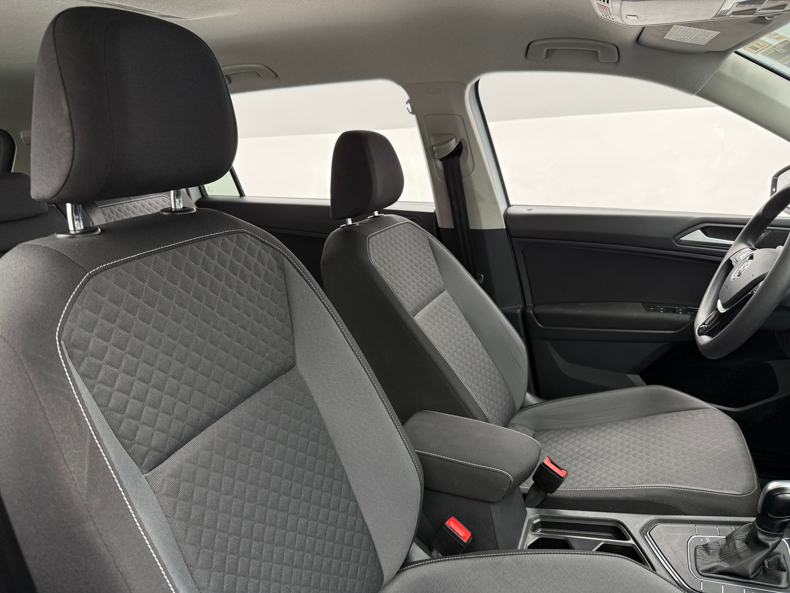 Thumbnail: 2021 Volkswagen Tiguan - 2