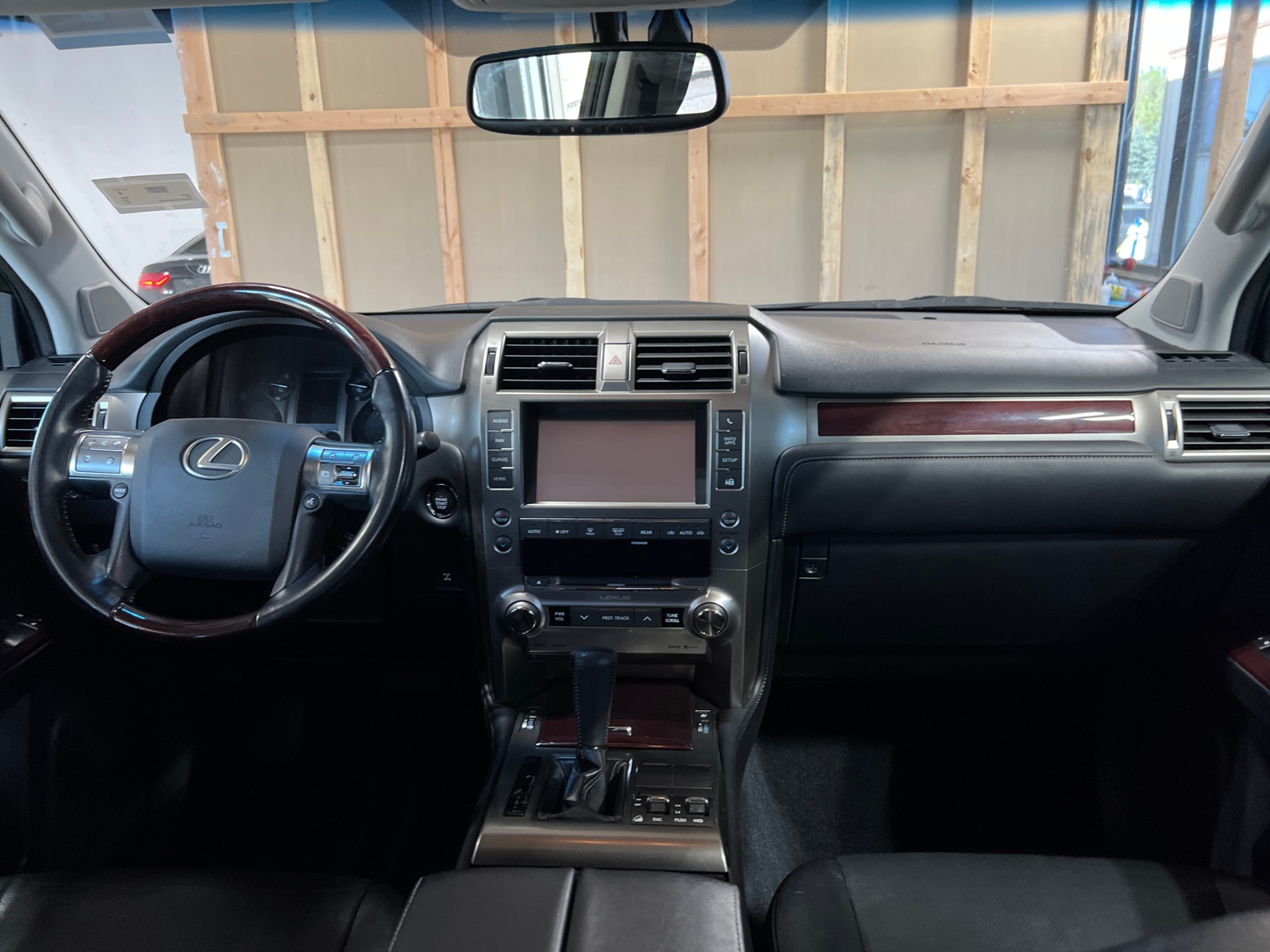 Thumbnail: 2017 Lexus GX - 2