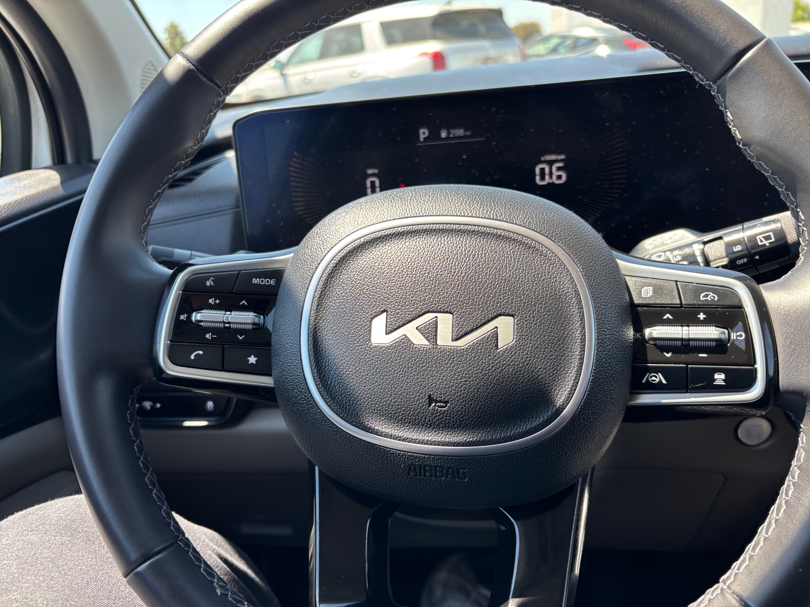 Thumbnail: 2026 Kia Carnival - 4