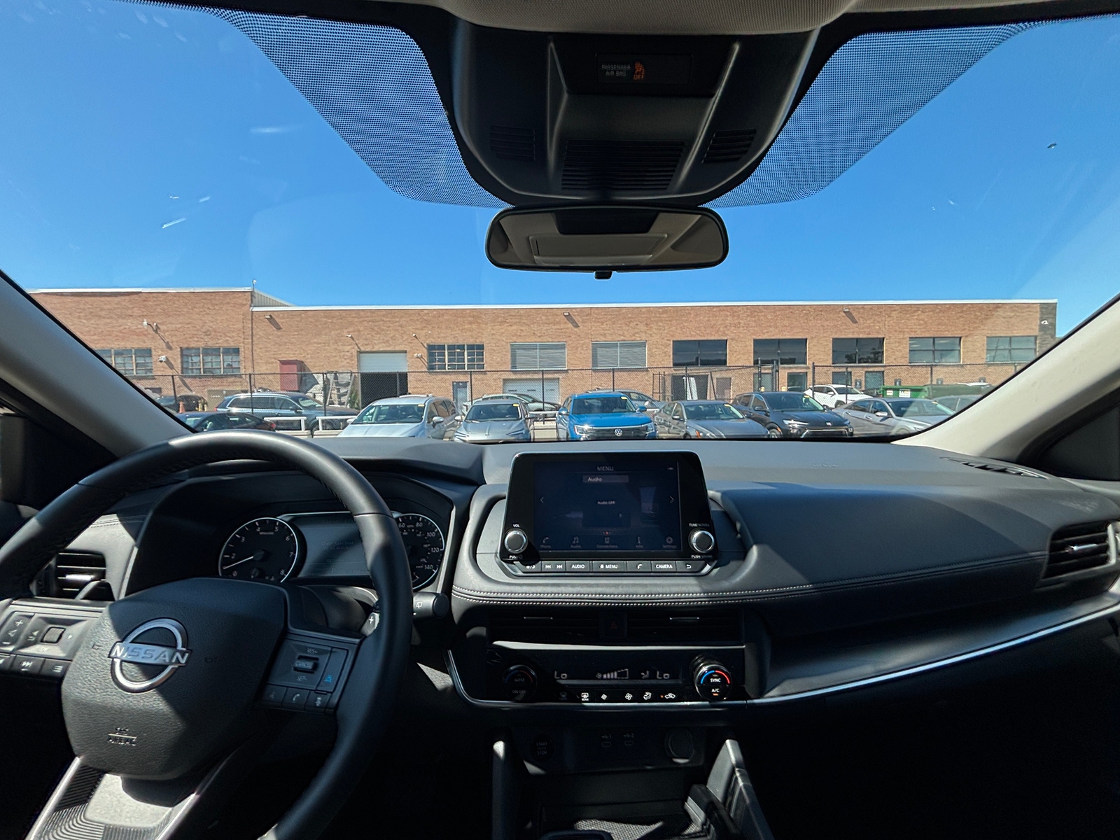 Thumbnail: 2025 Nissan Rogue - 3