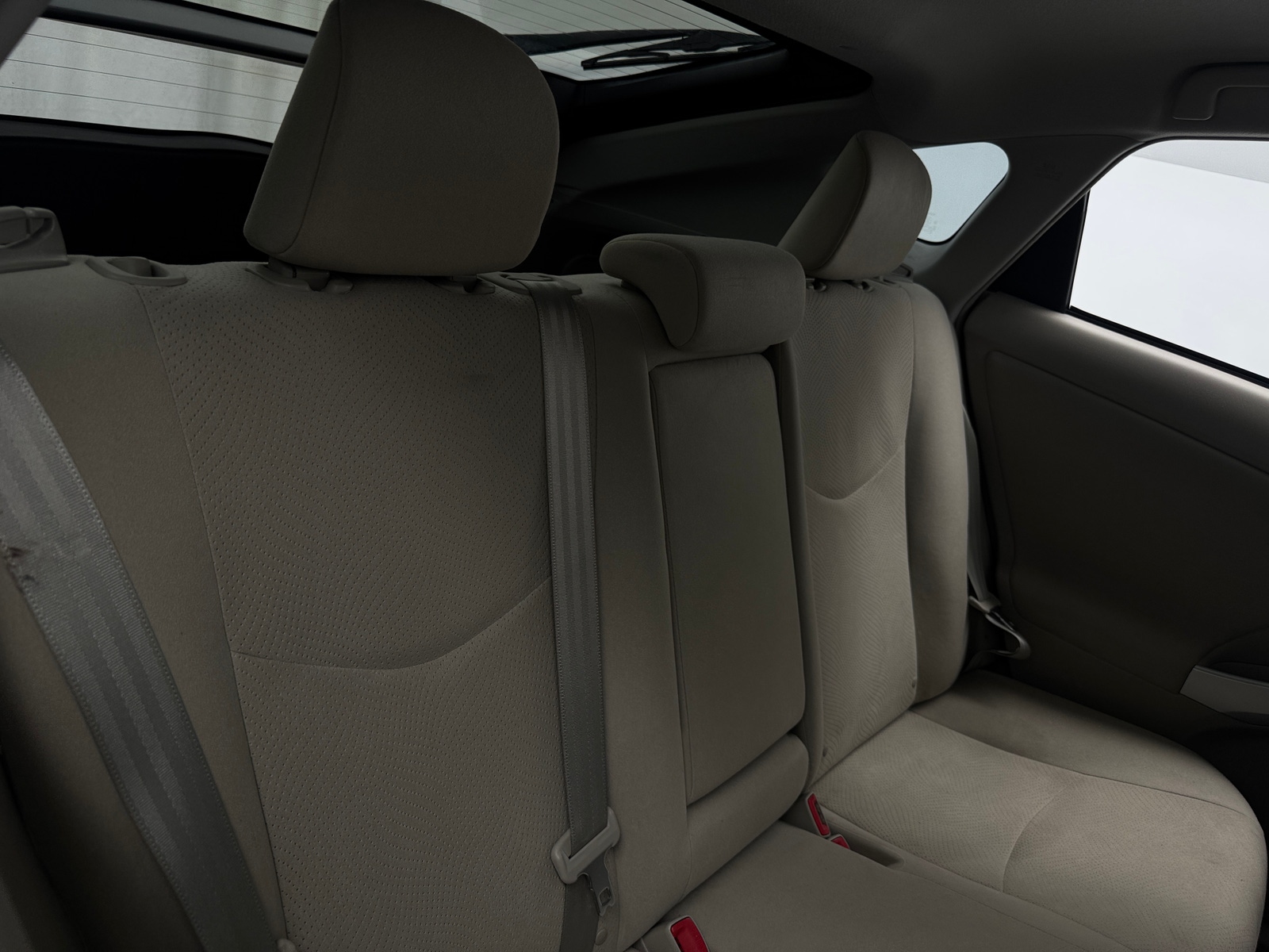 Thumbnail: 2015 Toyota Prius - 6