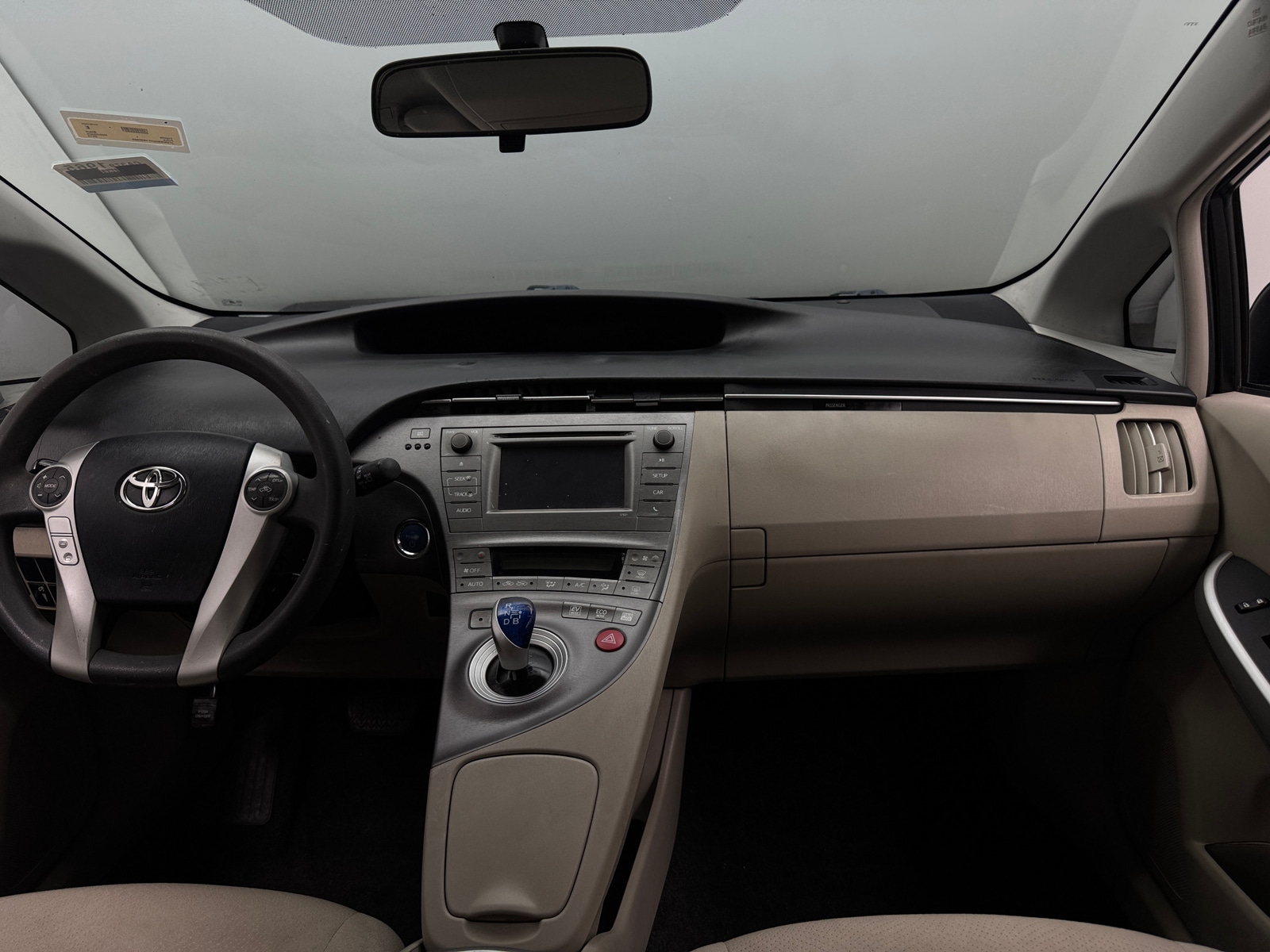 Thumbnail: 2015 Toyota Prius - 3