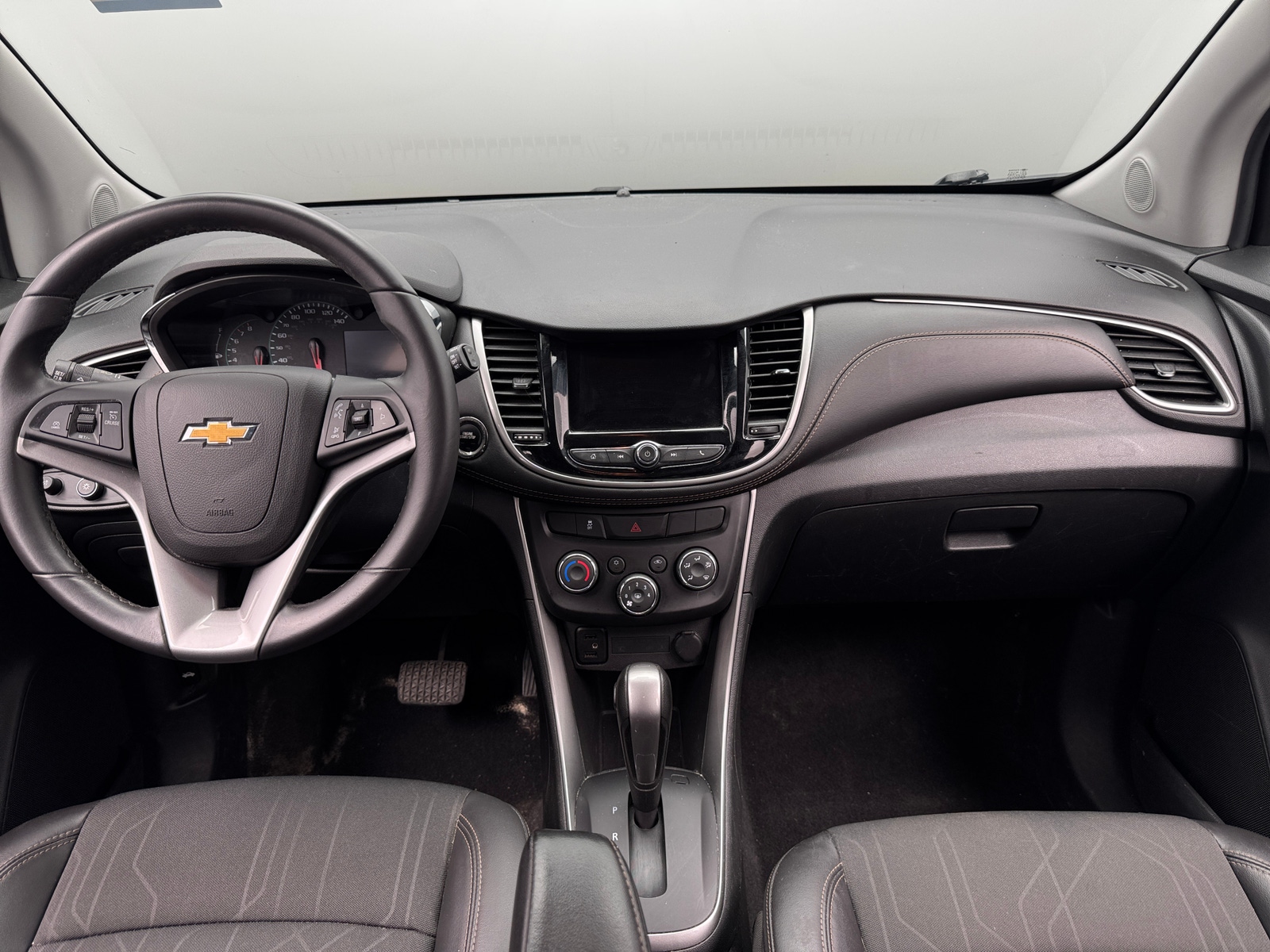Thumbnail: 2021 Chevrolet Trax - 3