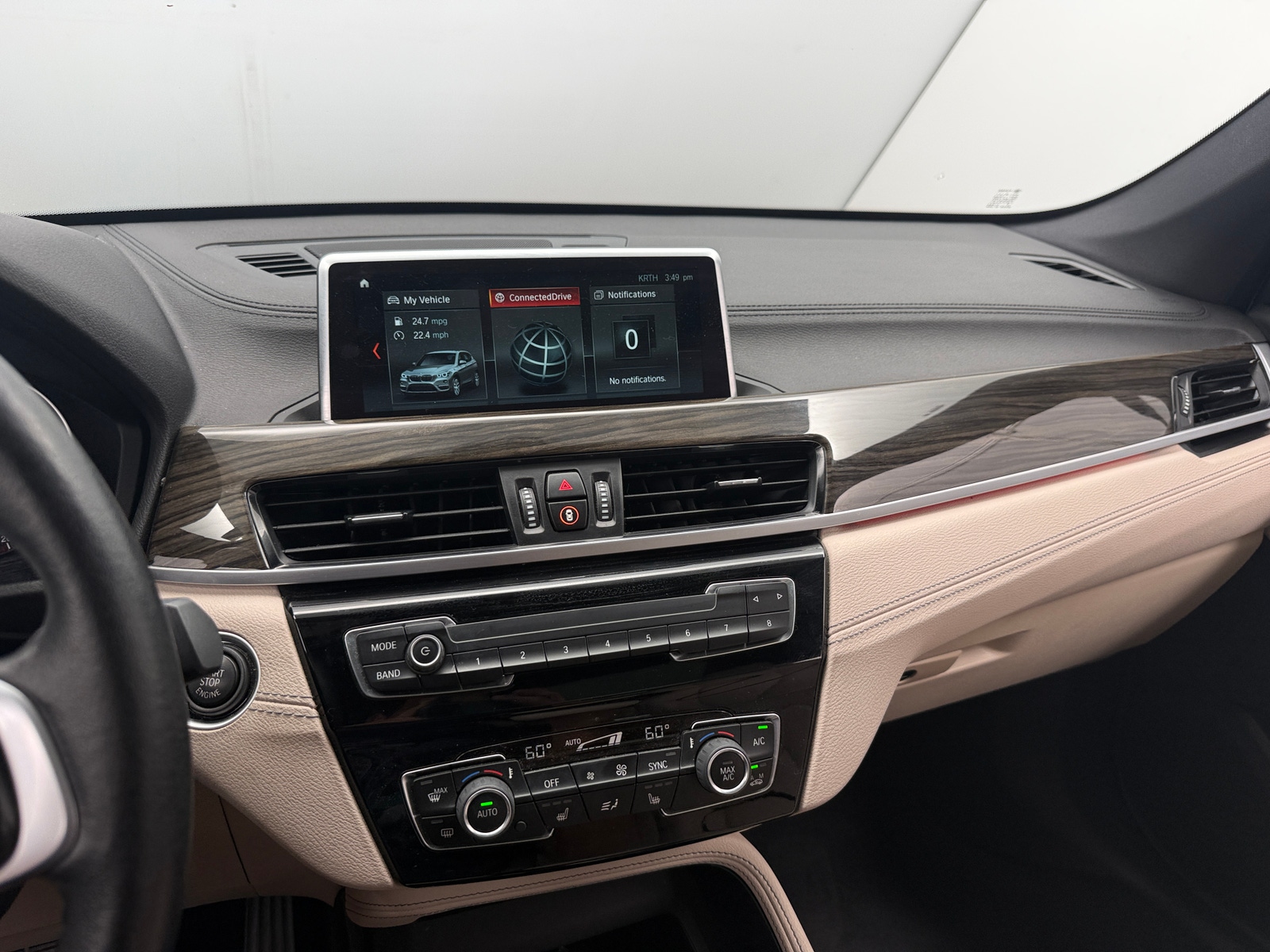 Thumbnail: 2021 BMW X1 - 3