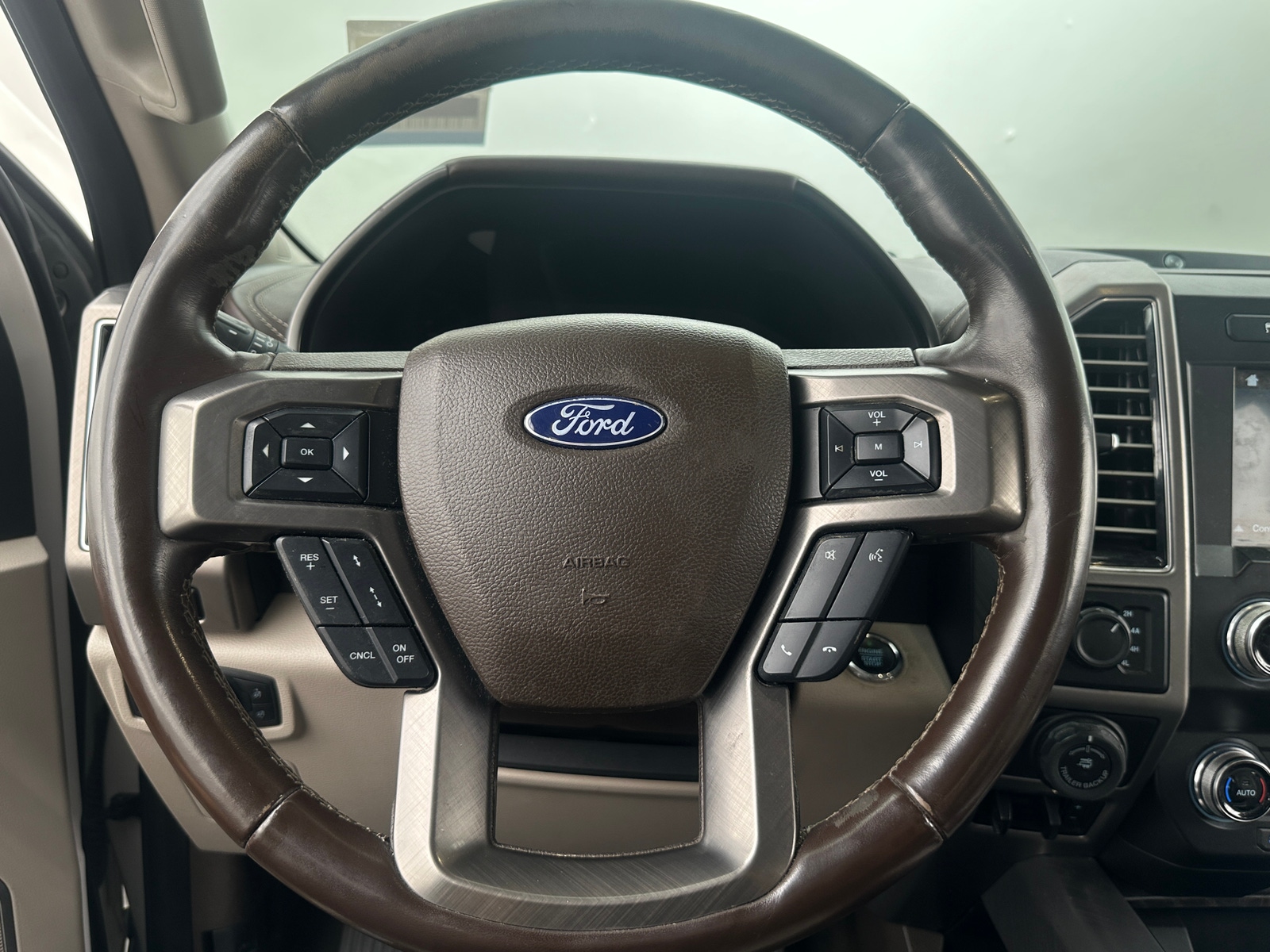 Thumbnail: 2019 Ford Econoline - 4