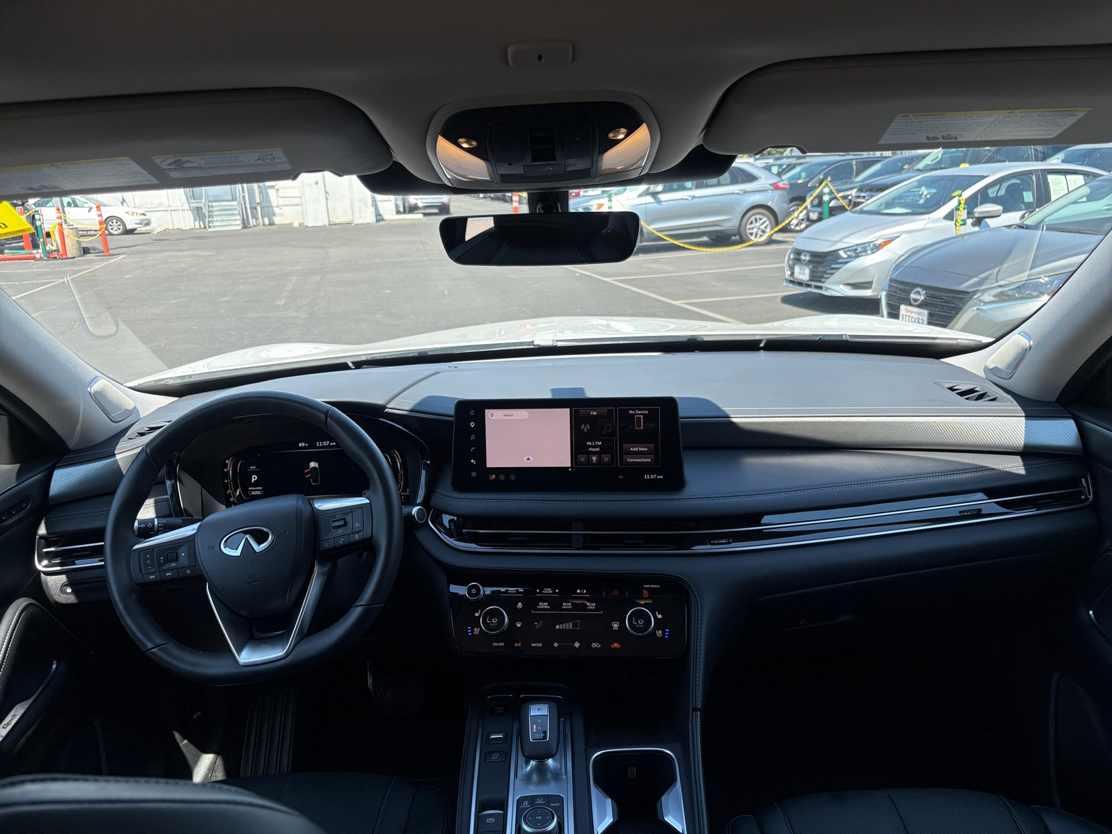 Thumbnail: 2026 INFINITI QX60 - 3