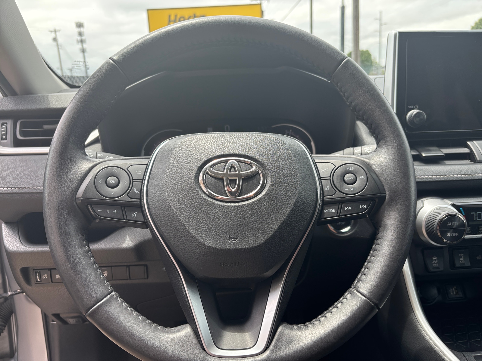Thumbnail: 2025 Toyota RAV4 - 5