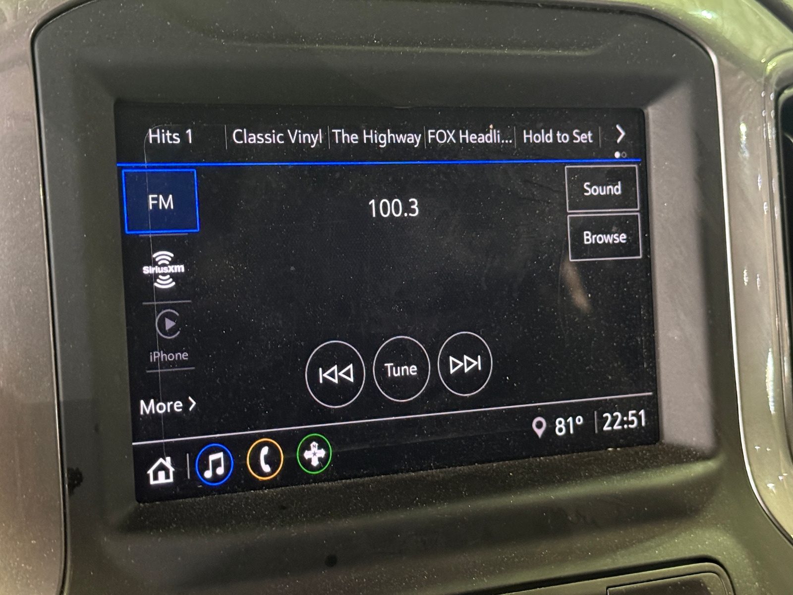 Thumbnail: 2024 Chevrolet Silverado 1500 - 4