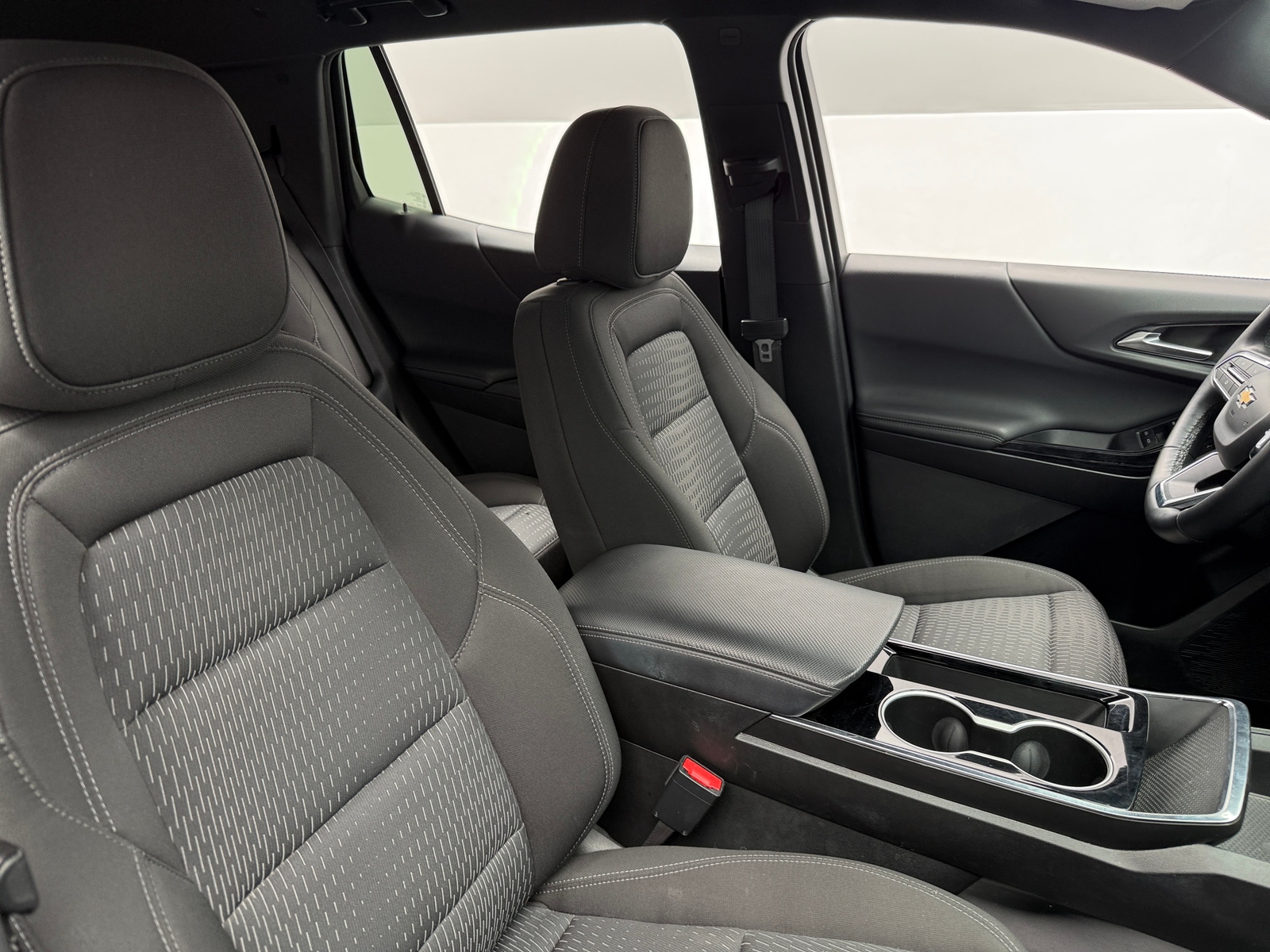 Thumbnail: 2025 Chevrolet Equinox - 2