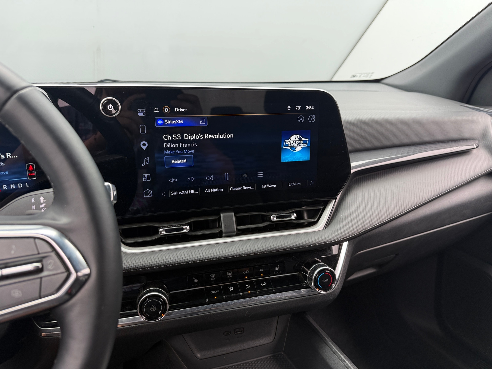 Thumbnail: 2025 Chevrolet Equinox - 4