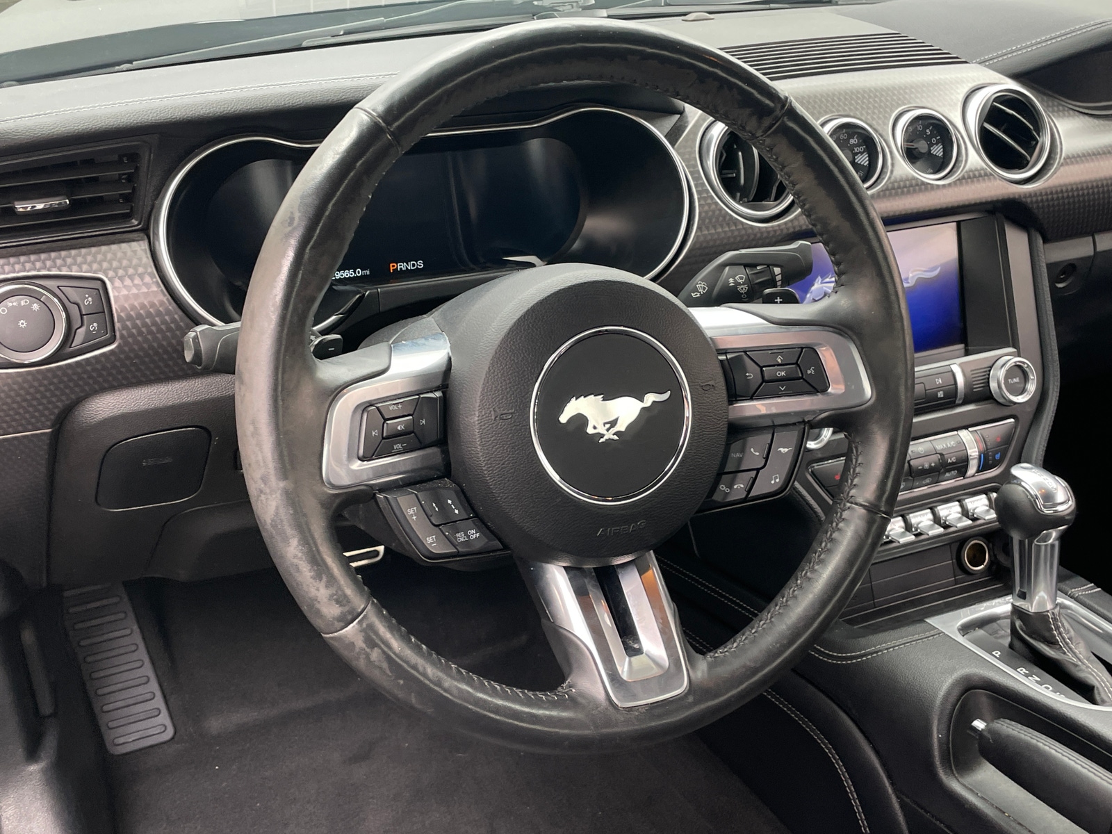 Thumbnail: 2022 Ford Mustang - 3