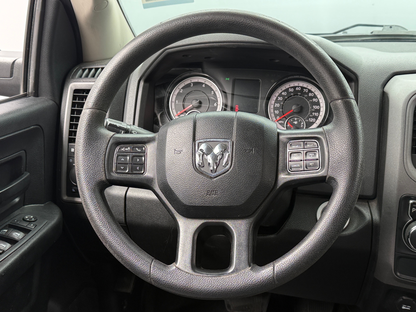 Thumbnail: 2020 RAM 1500 Classic - 5