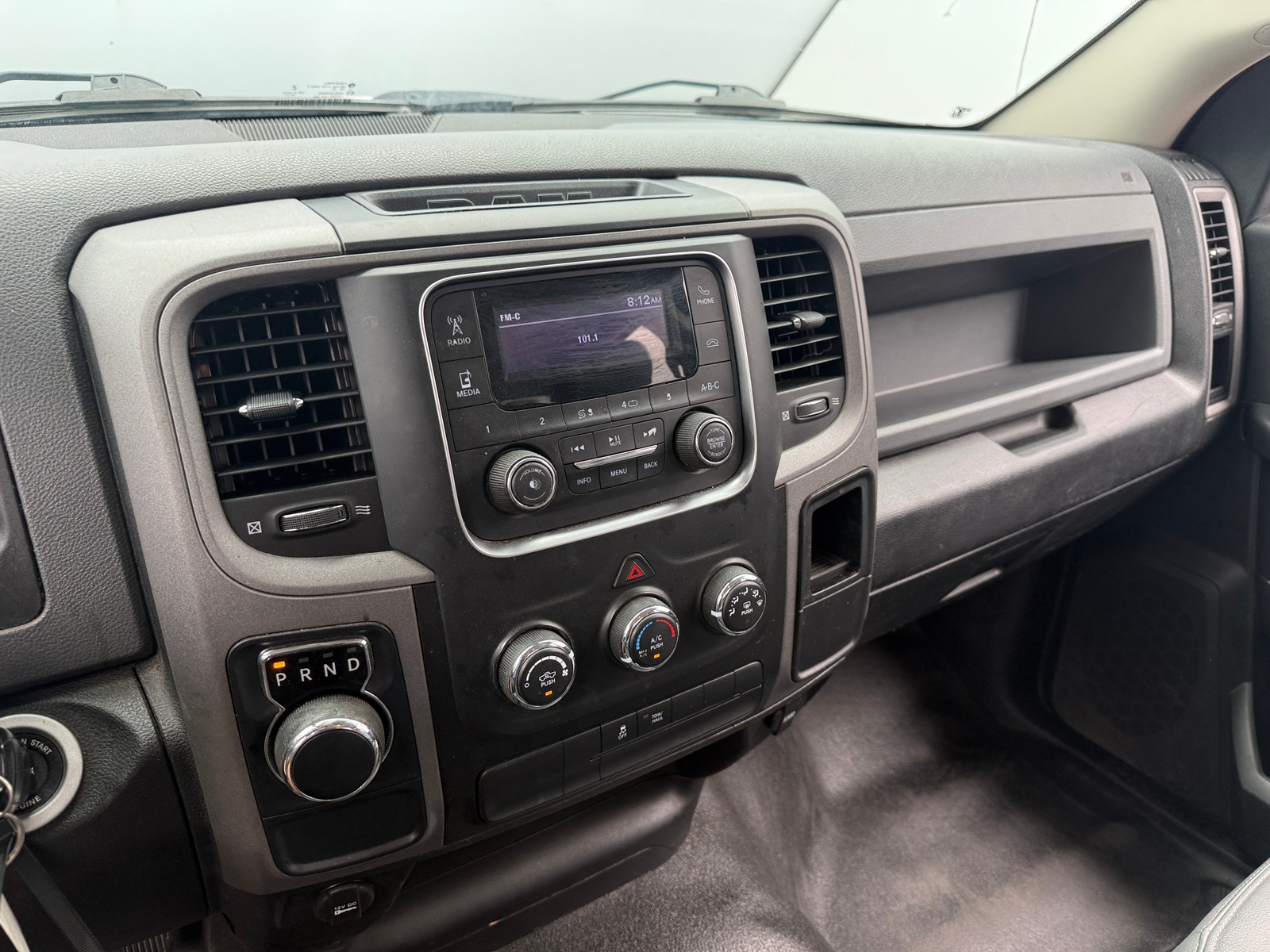Thumbnail: 2020 RAM 1500 Classic - 4