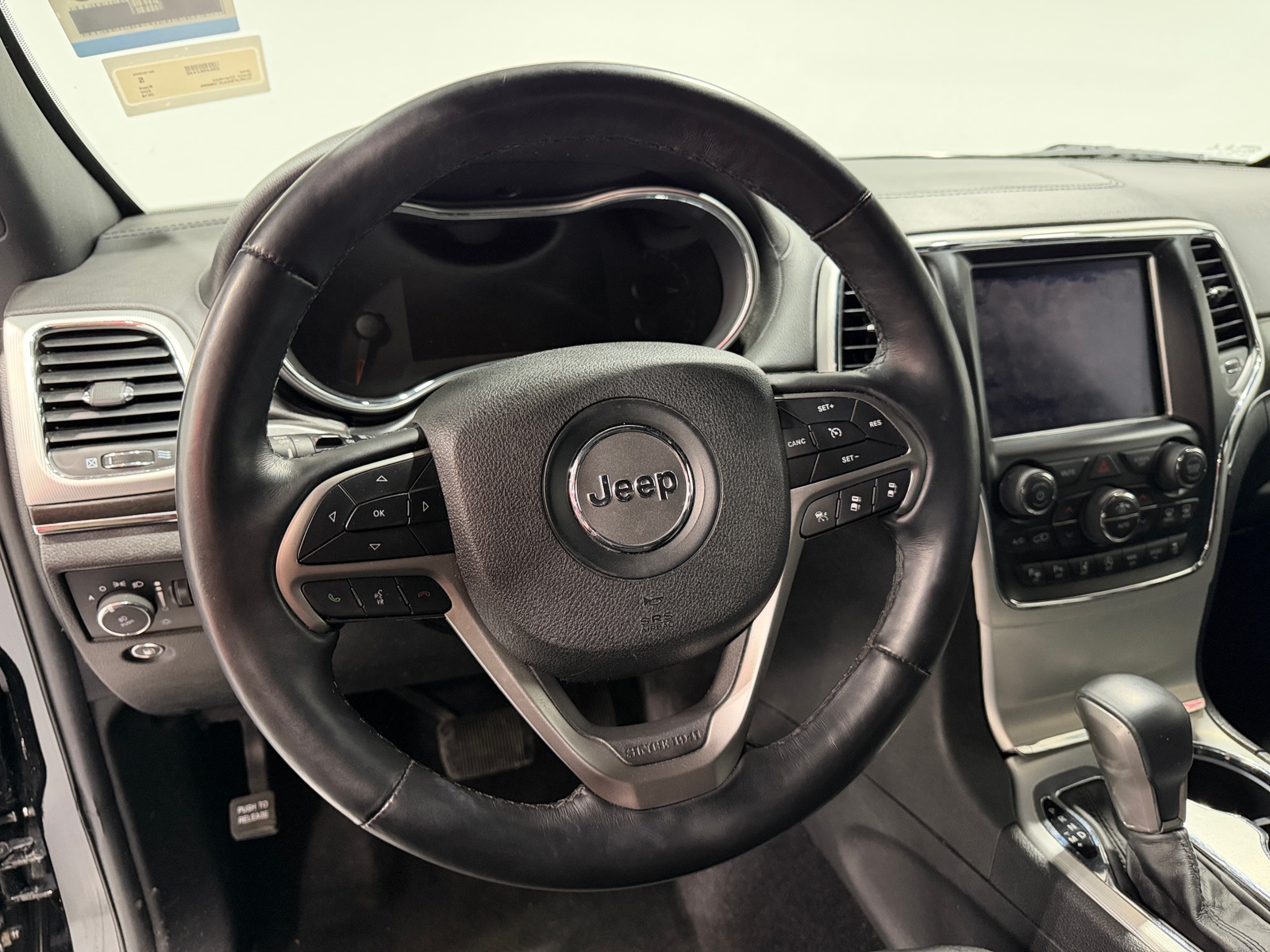 Thumbnail: 2018 Jeep Grand Cherokee - 4