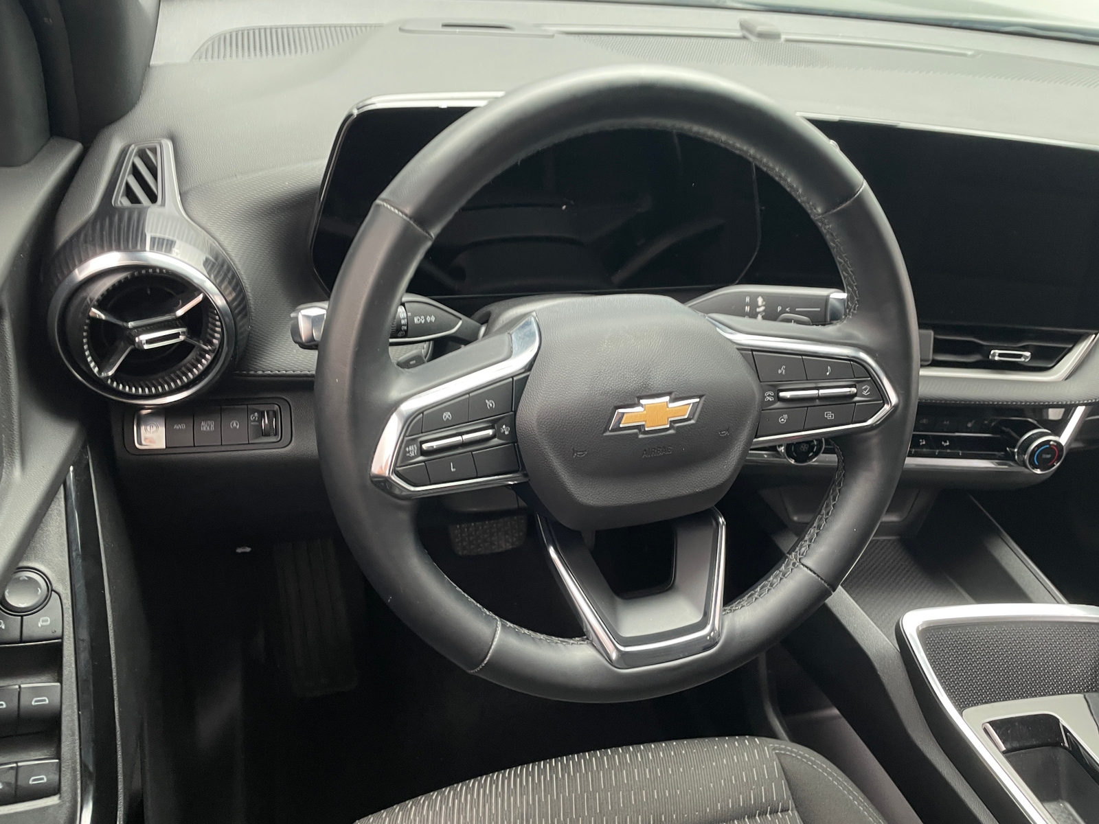 Thumbnail: 2025 Chevrolet Equinox - 5