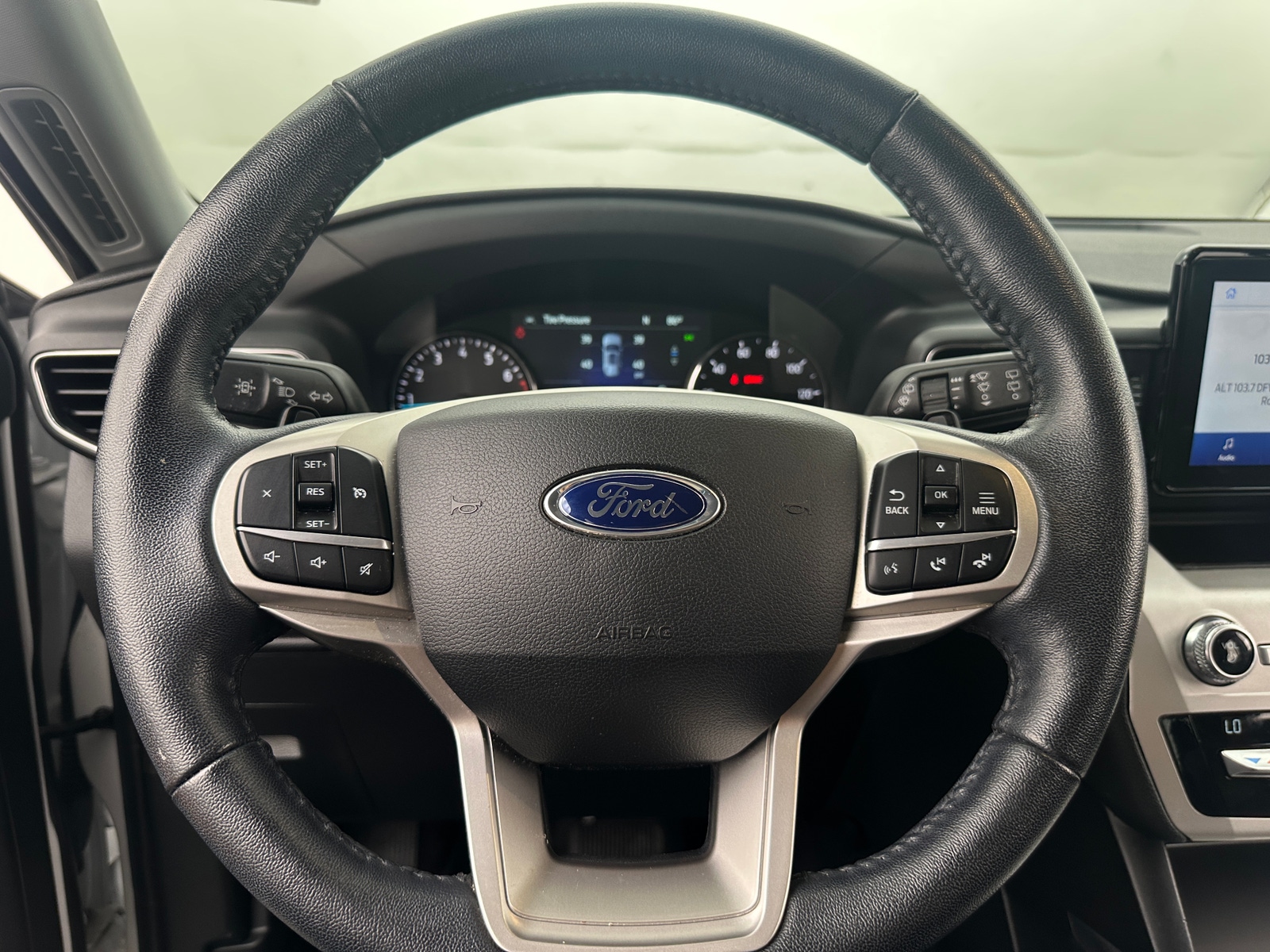 Thumbnail: 2020 Ford Explorer - 4