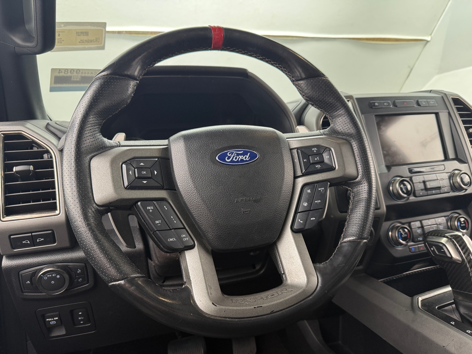 Thumbnail: 2019 Ford Econoline - 4