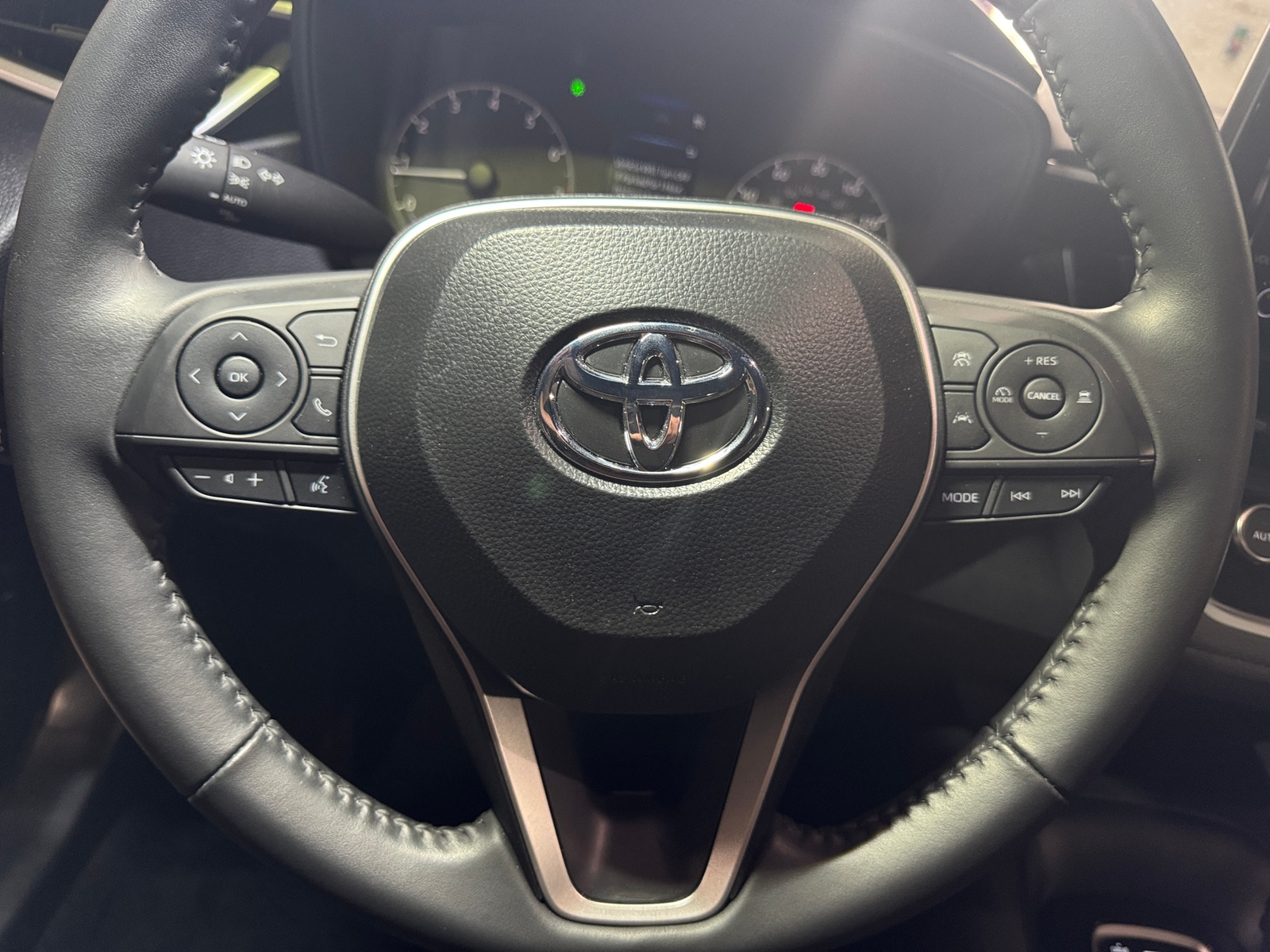 Thumbnail: 2025 Toyota Corolla - 5