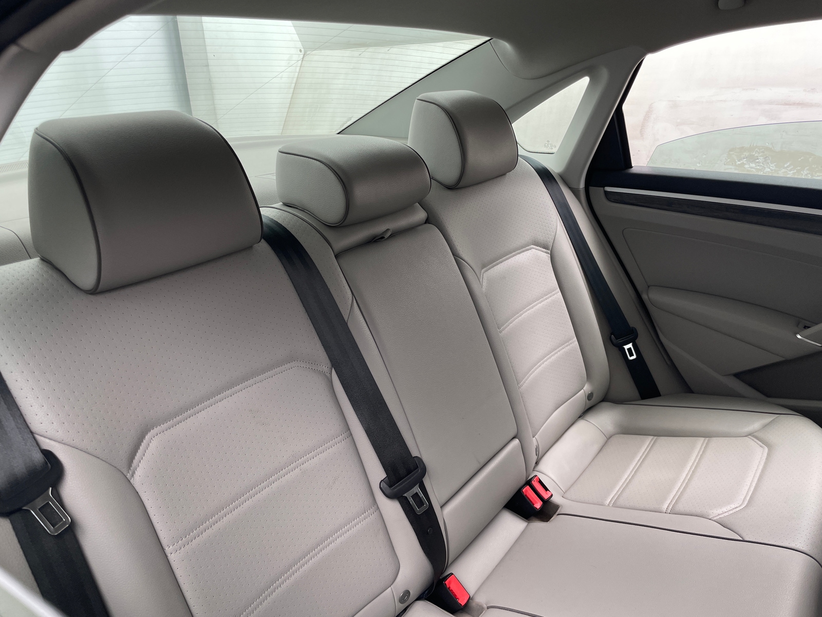 Thumbnail: 2016 Volkswagen Passat - 2