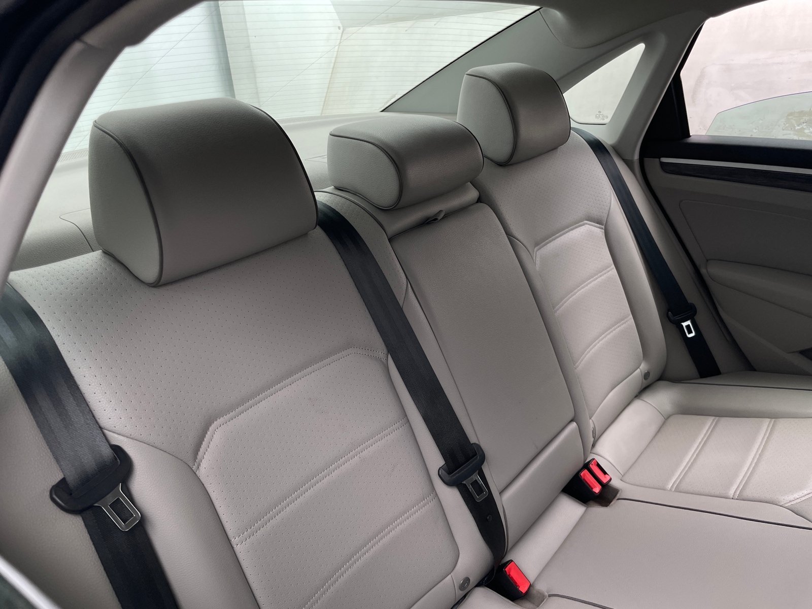 Thumbnail: 2016 Volkswagen Passat - 6