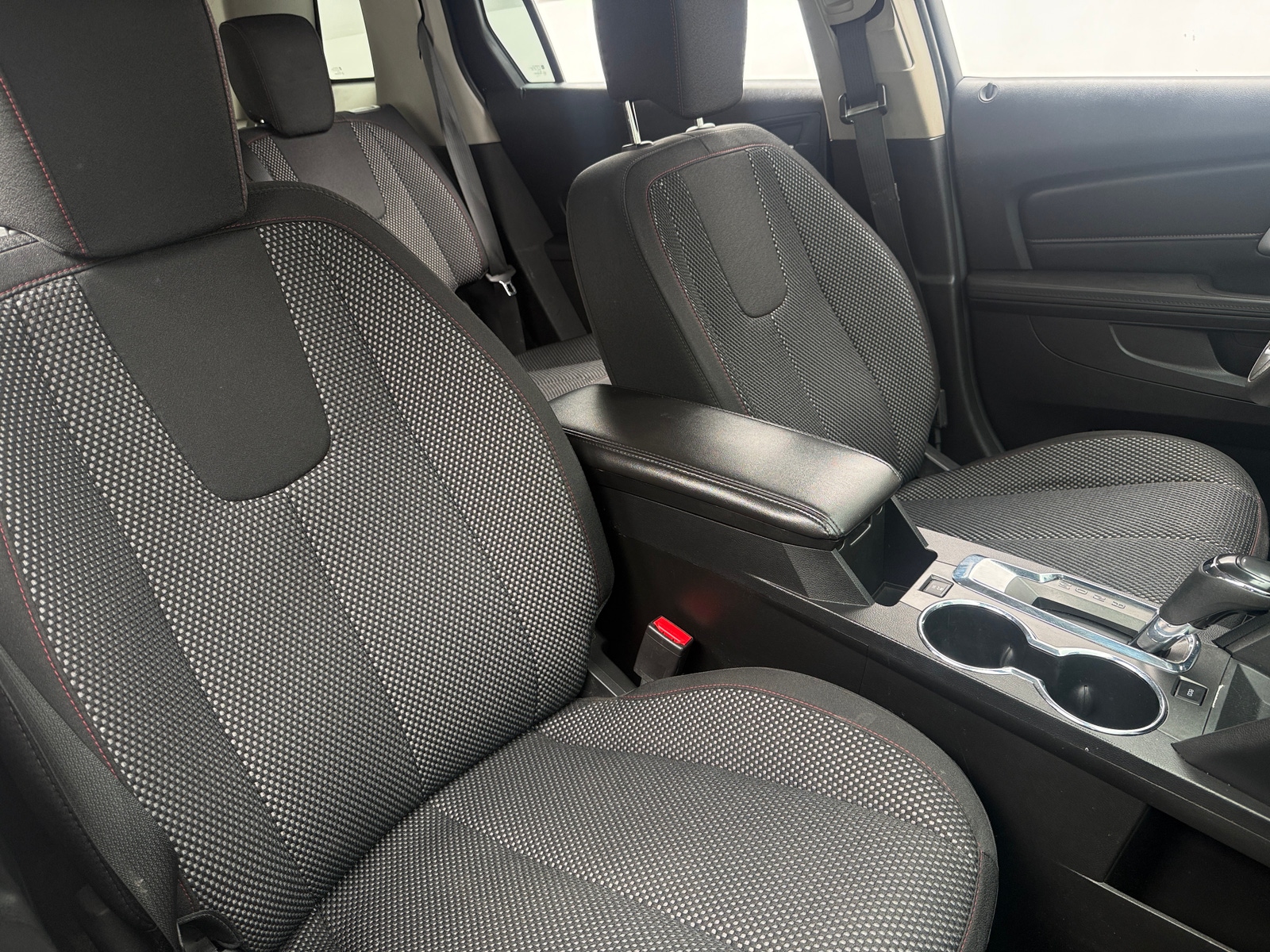 Thumbnail: 2017 GMC Terrain - 2