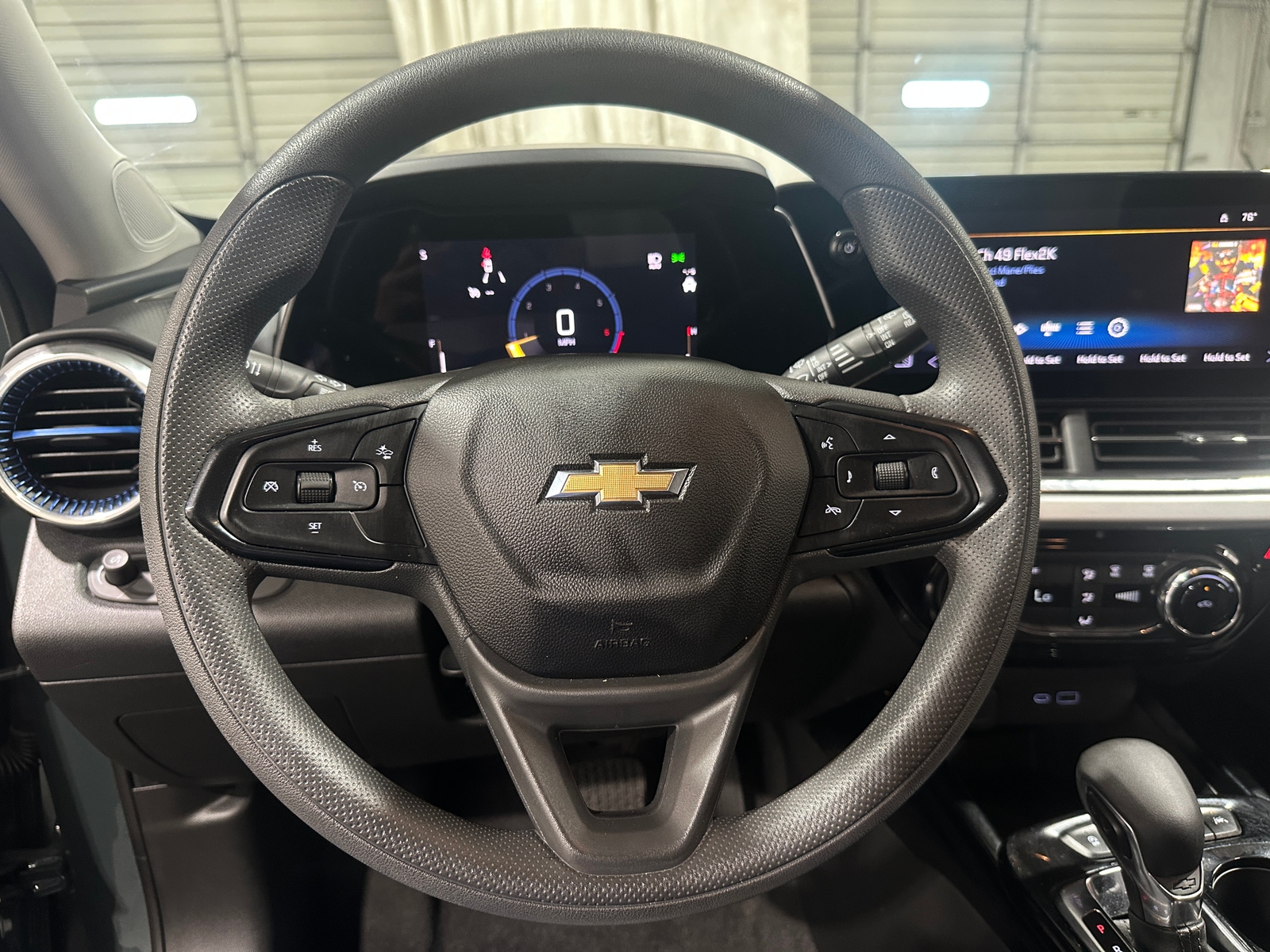 Thumbnail: 2025 Chevrolet Trax - 5