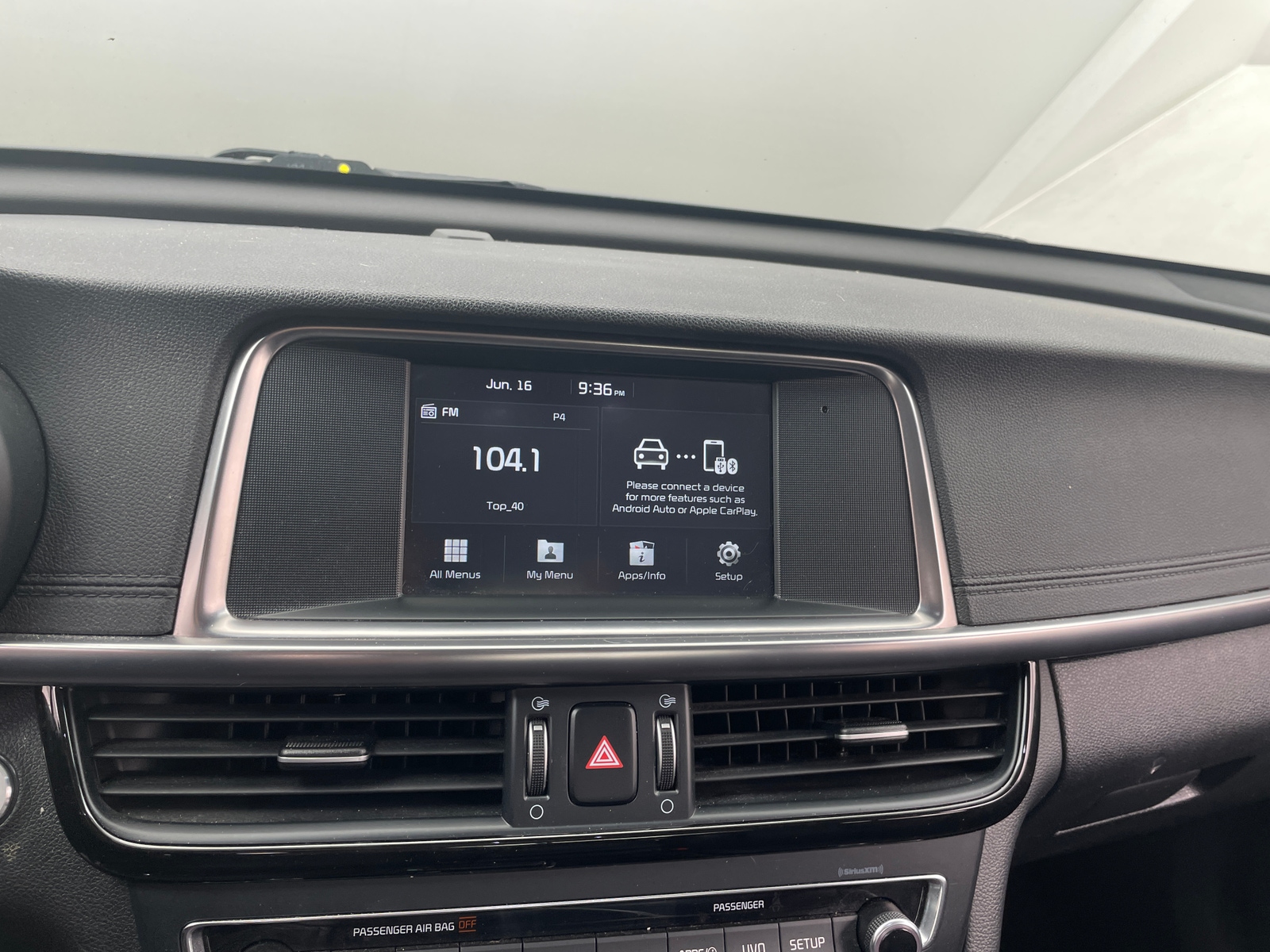 Thumbnail: 2018 Kia Optima - 3